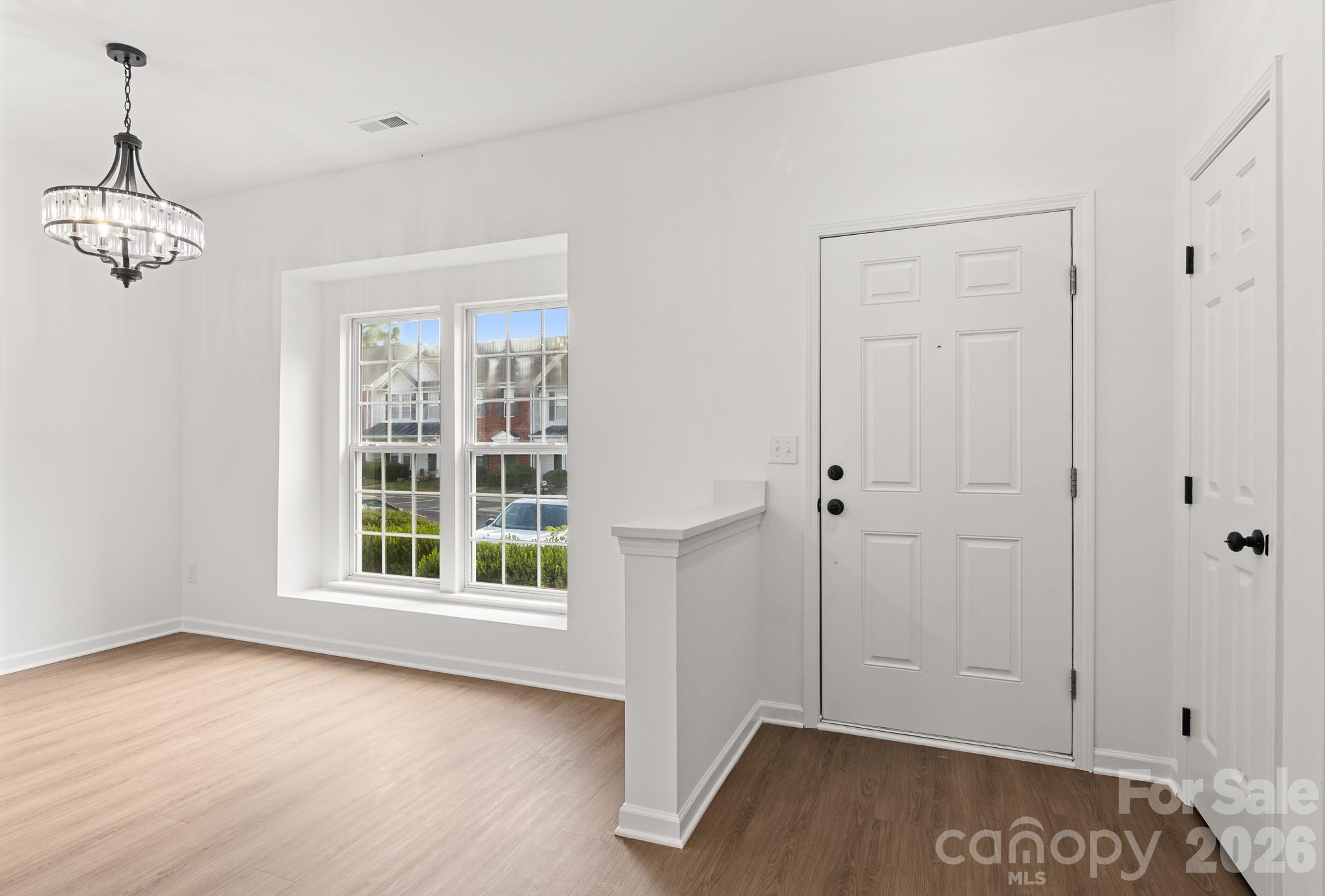 12557 Jessica Place Property Photo 3