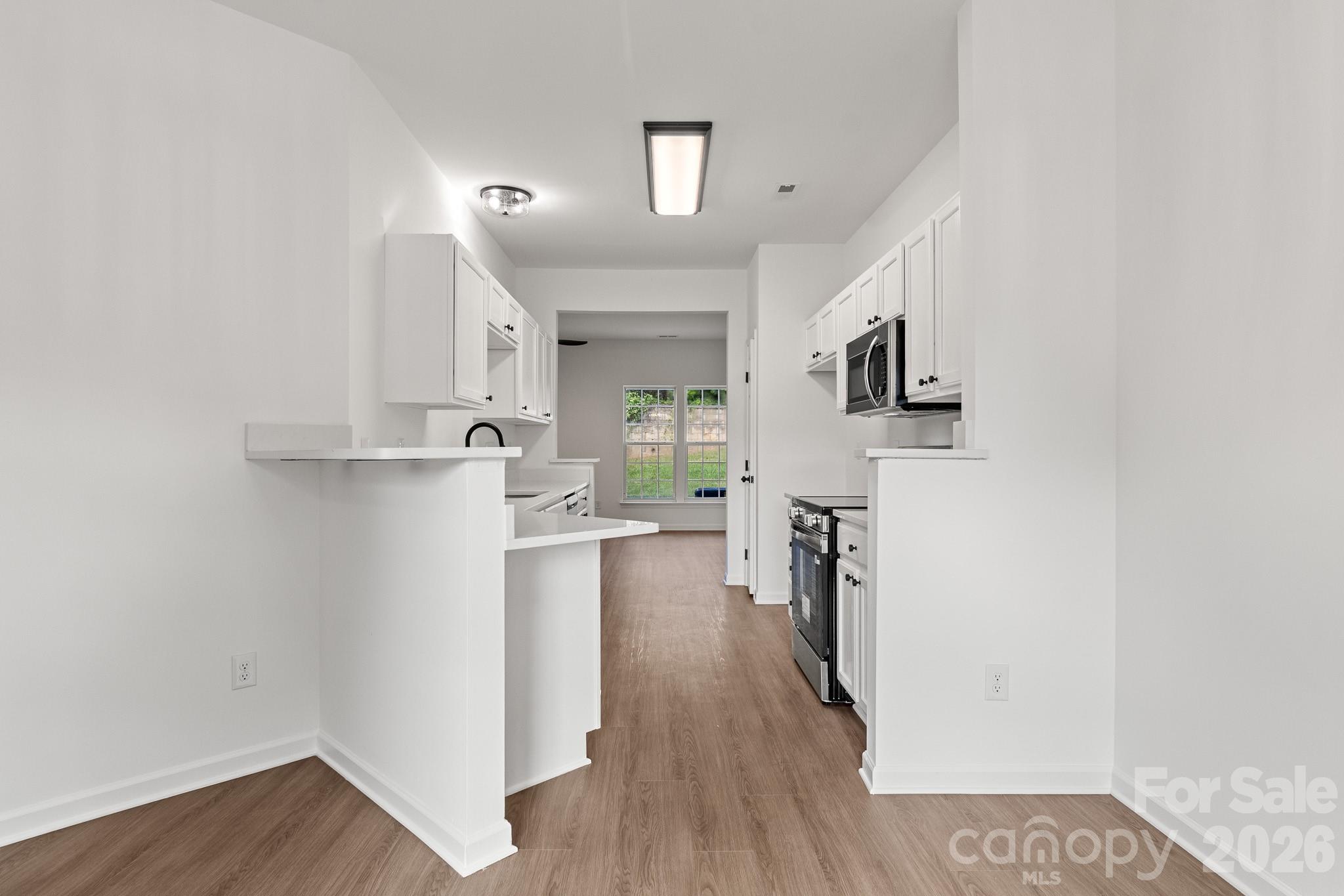 12557 Jessica Place Property Photo 7