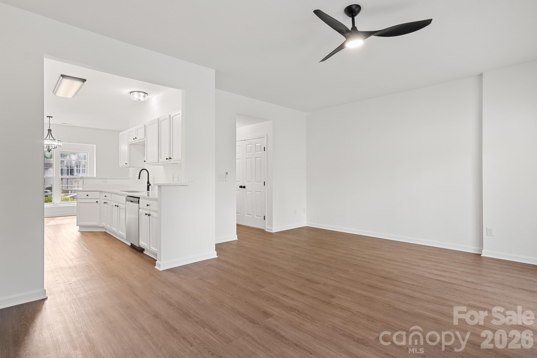 12557 Jessica Place Property Photo 11