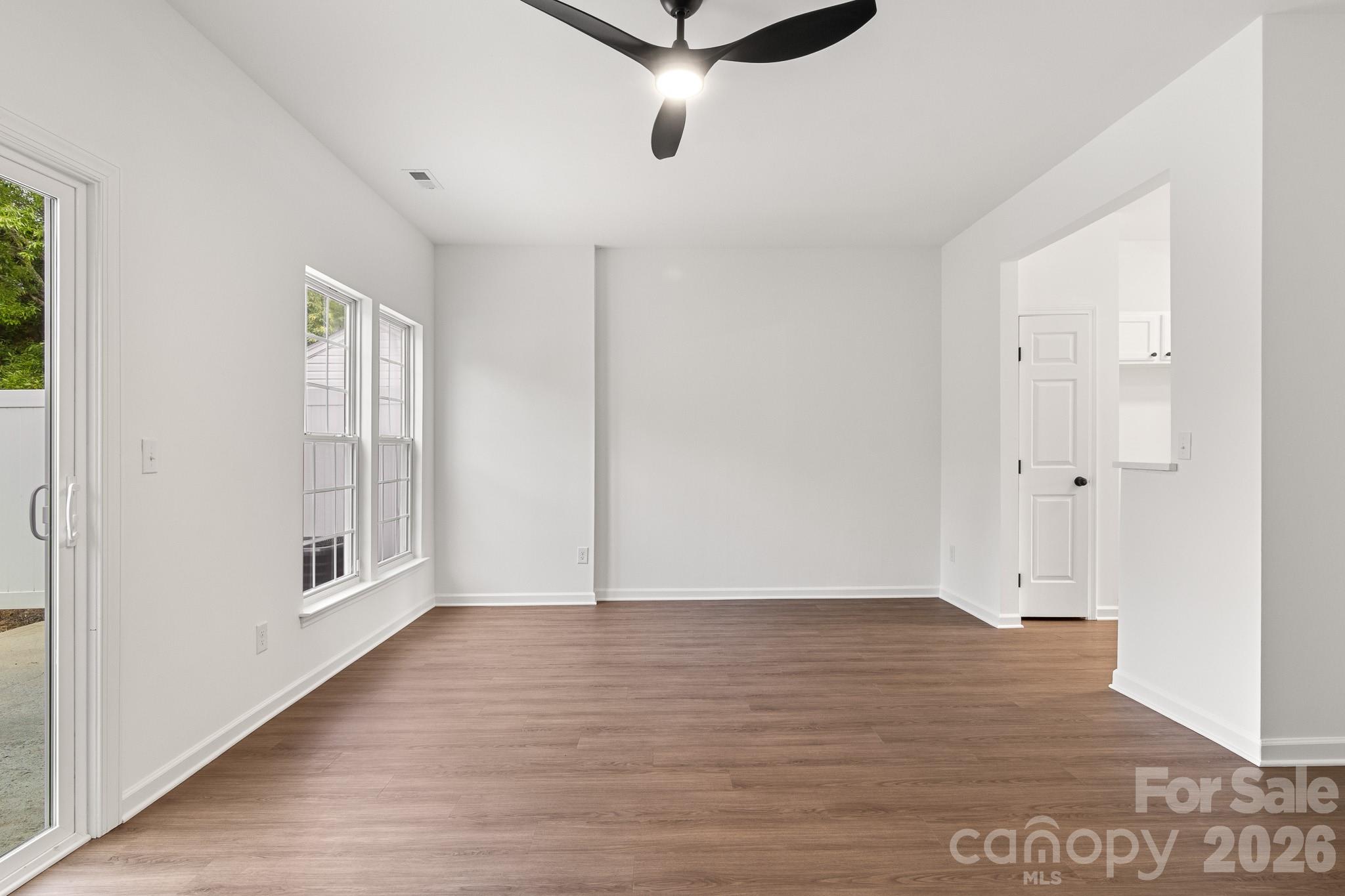 12557 Jessica Place Property Photo 14