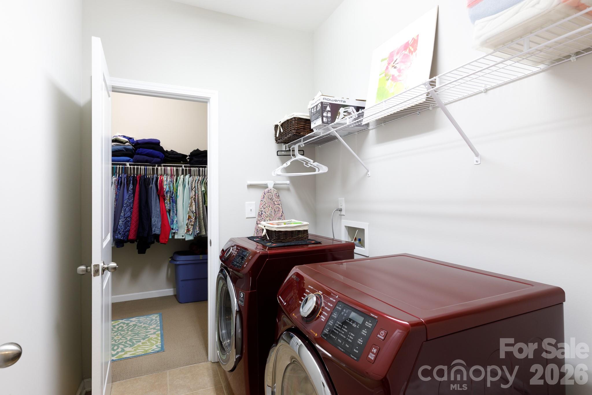 418 Inverness Place Property Photo 16