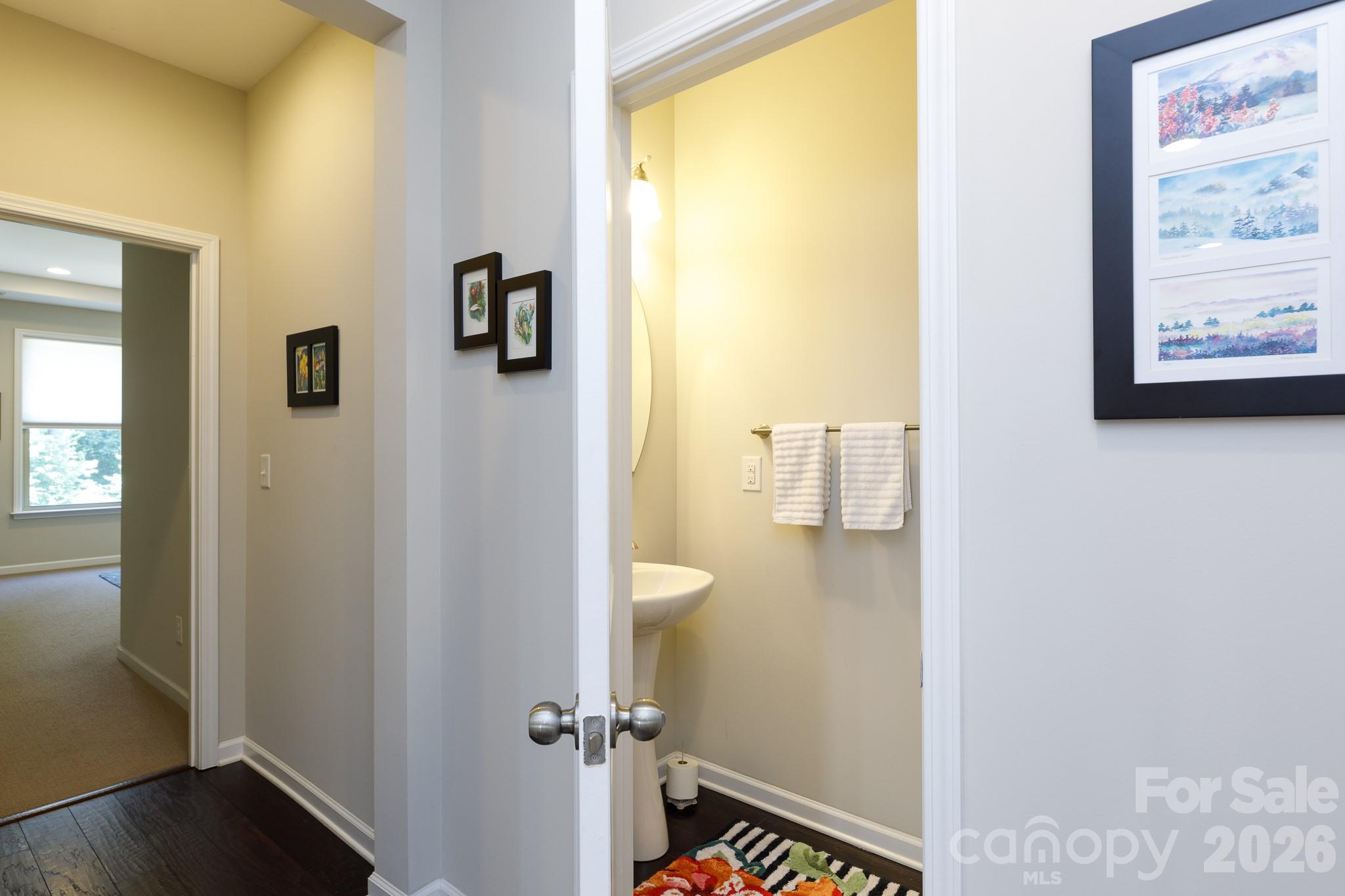 418 Inverness Place Property Photo 21