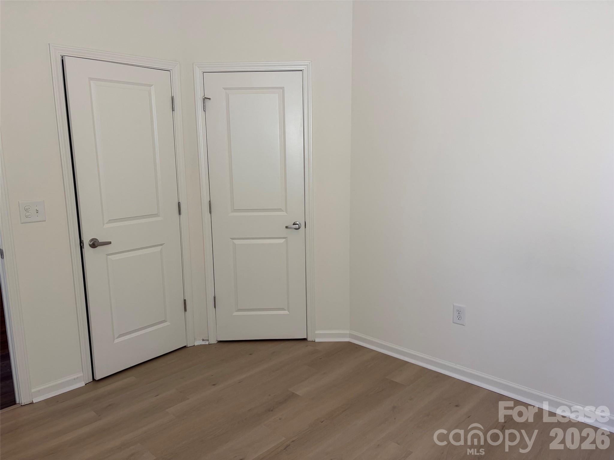 17905 Delmas Drive 302 Property Photo 10