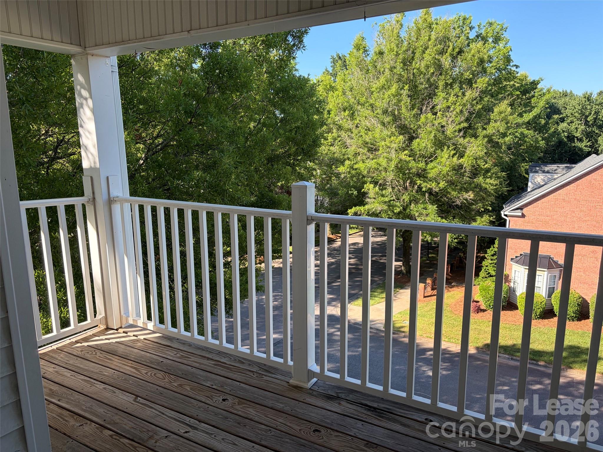 17905 Delmas Drive 302 Property Photo 12