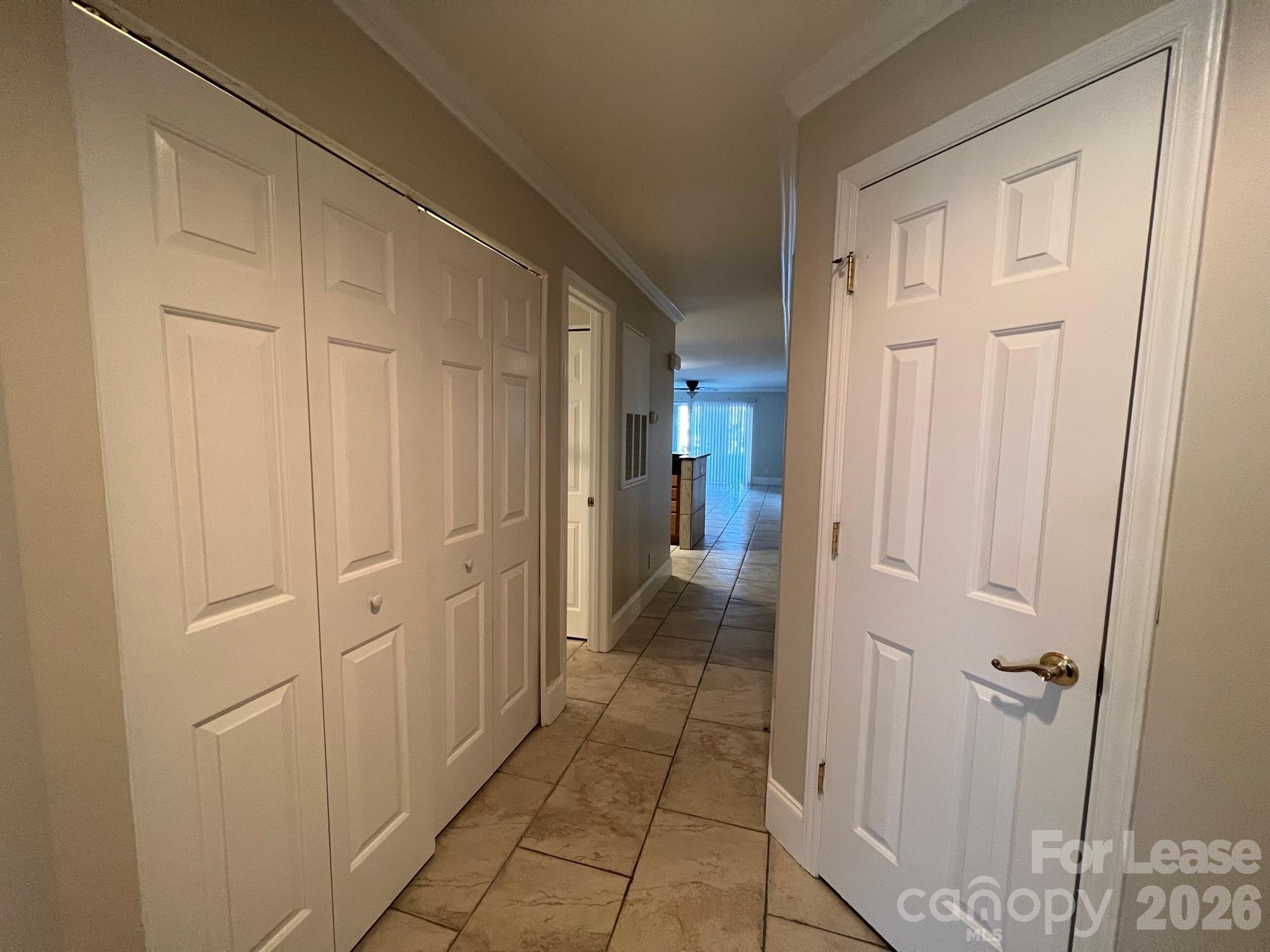 18733 Vineyard Point Lane Property Photo 5