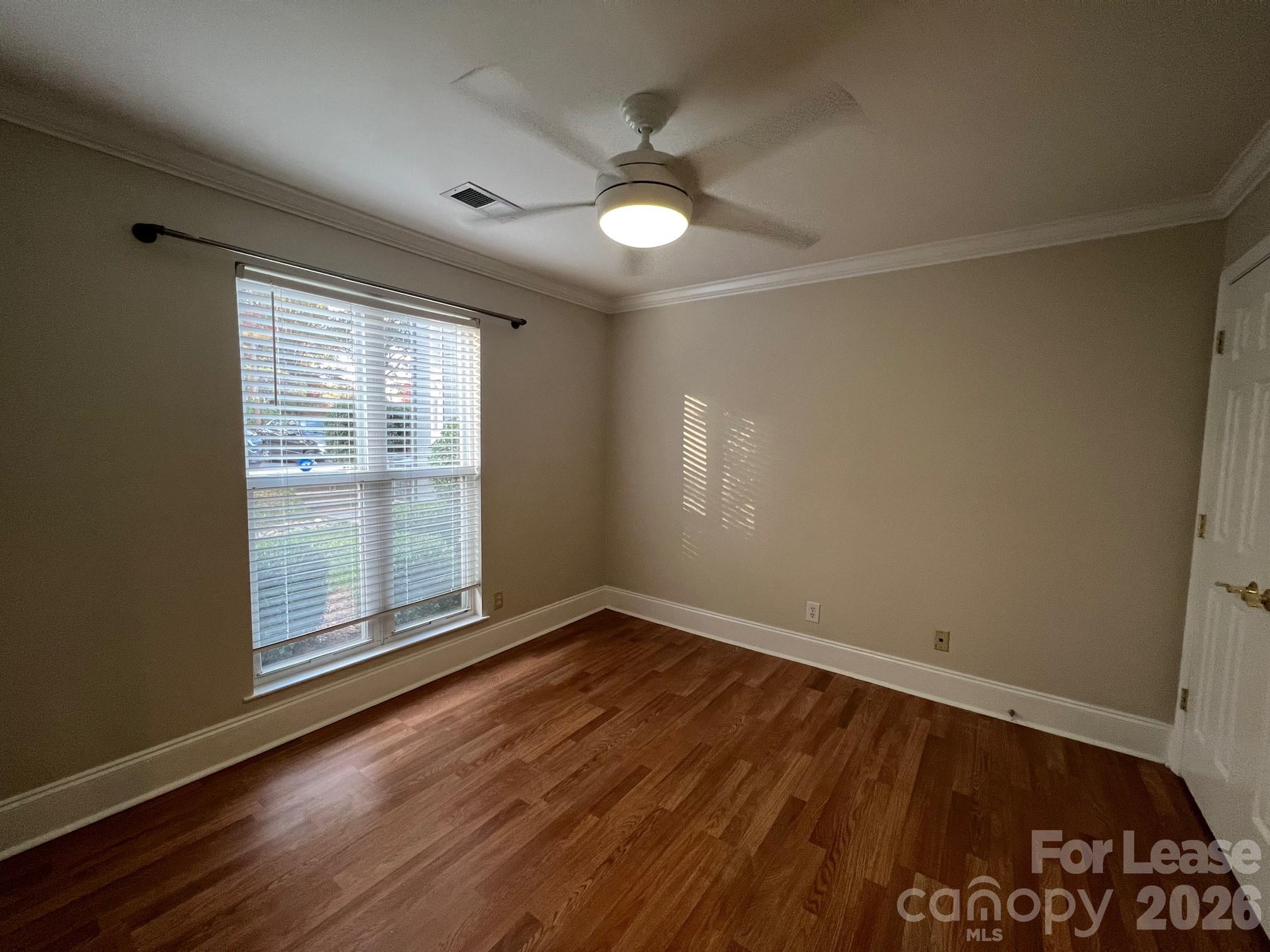18733 Vineyard Point Lane Property Photo 8