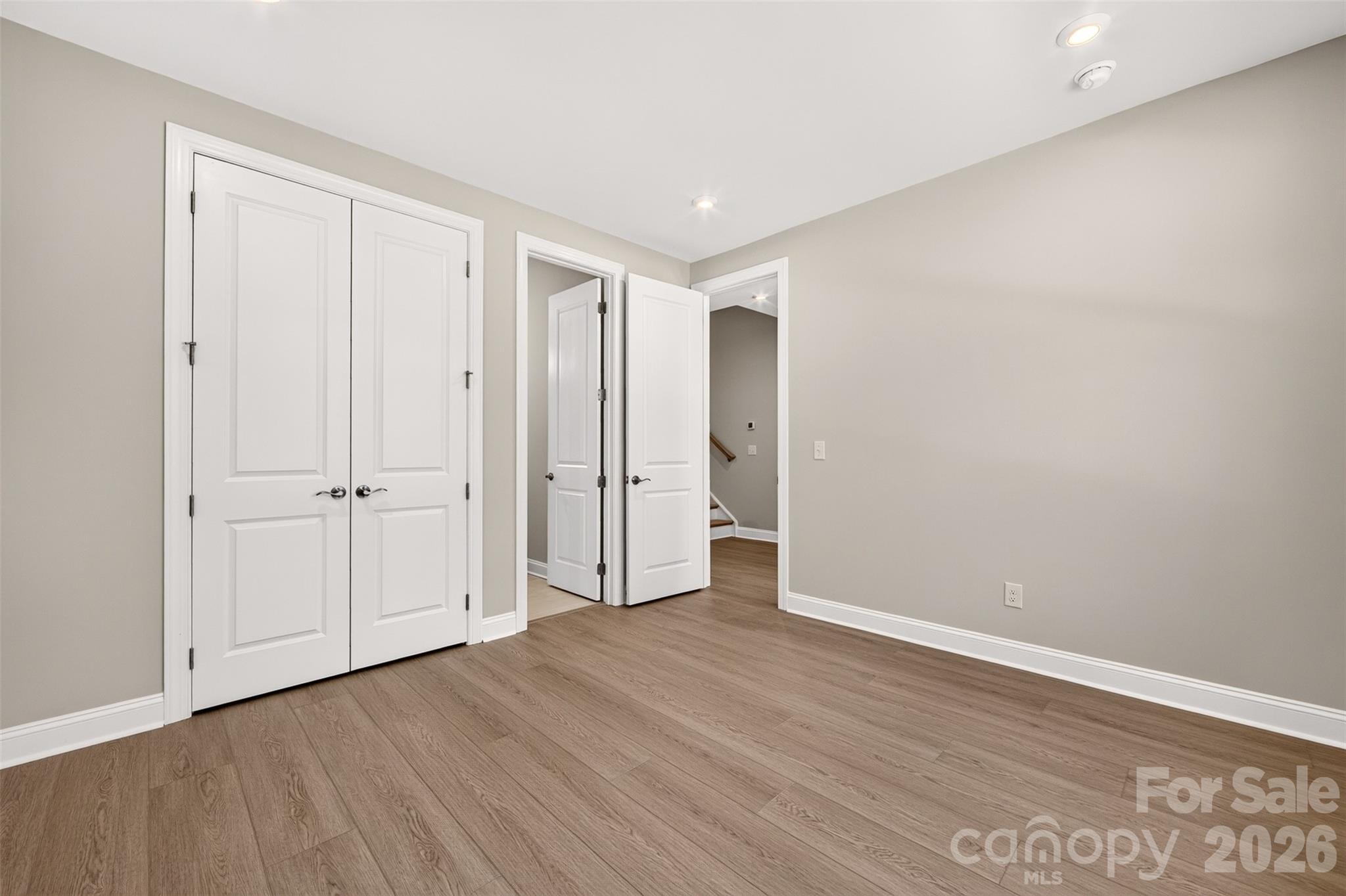 6008 Yellow Buckeye Drive Property Photo 5