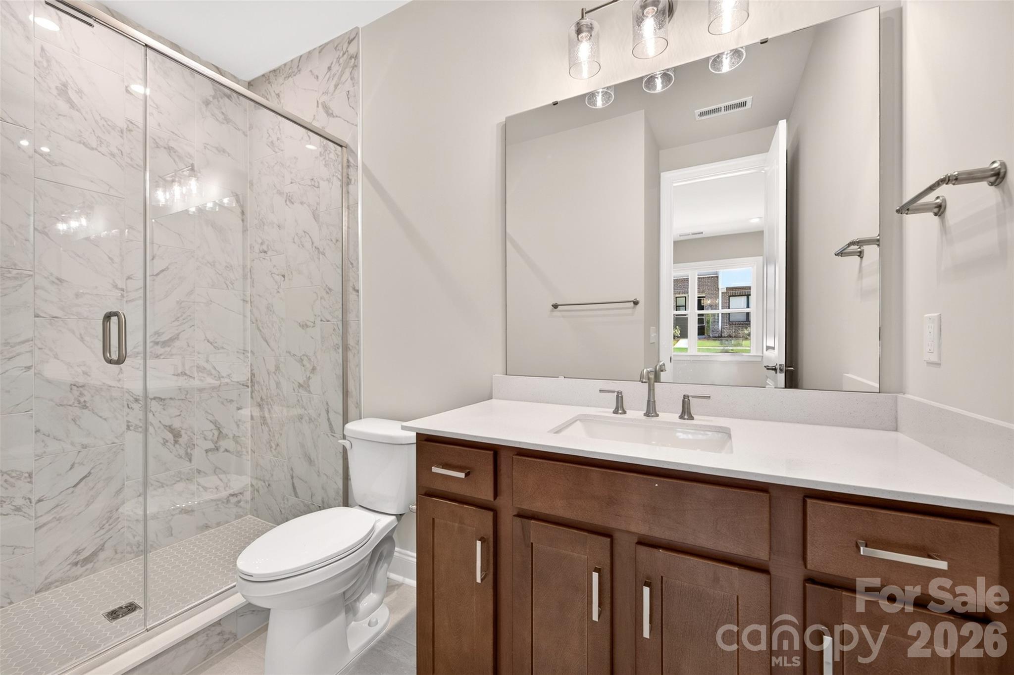6008 Yellow Buckeye Drive Property Photo 6