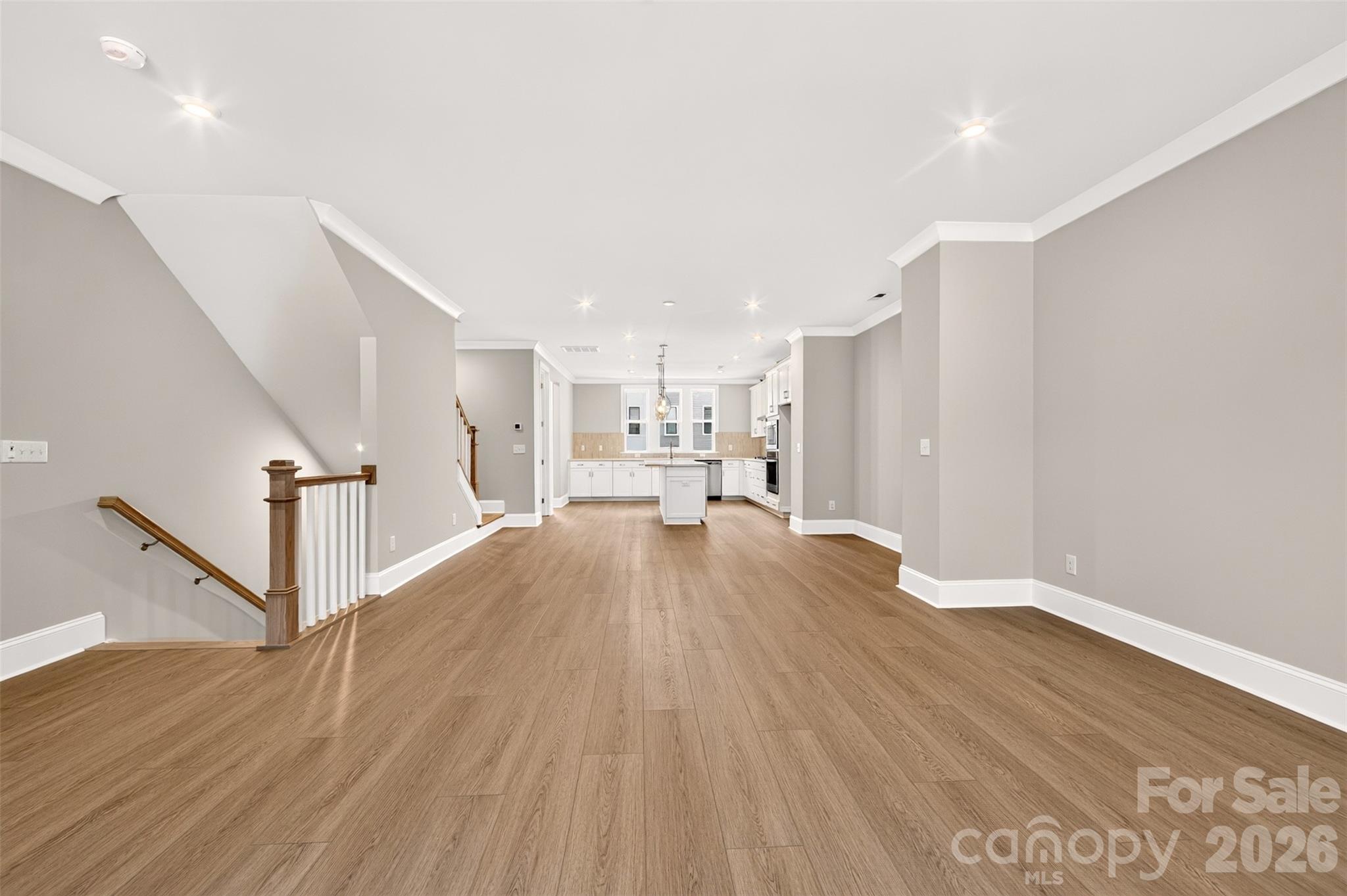 6008 Yellow Buckeye Drive Property Photo 11