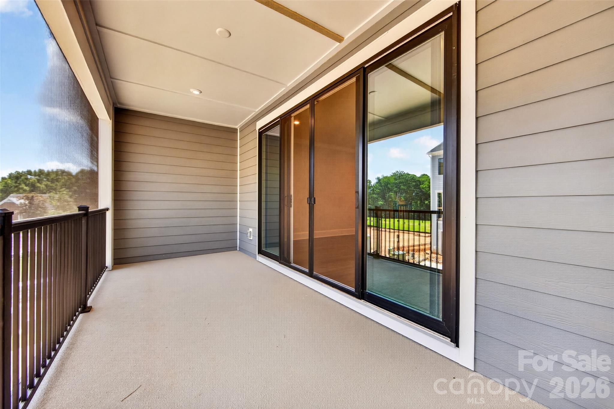 6008 Yellow Buckeye Drive Property Photo 12