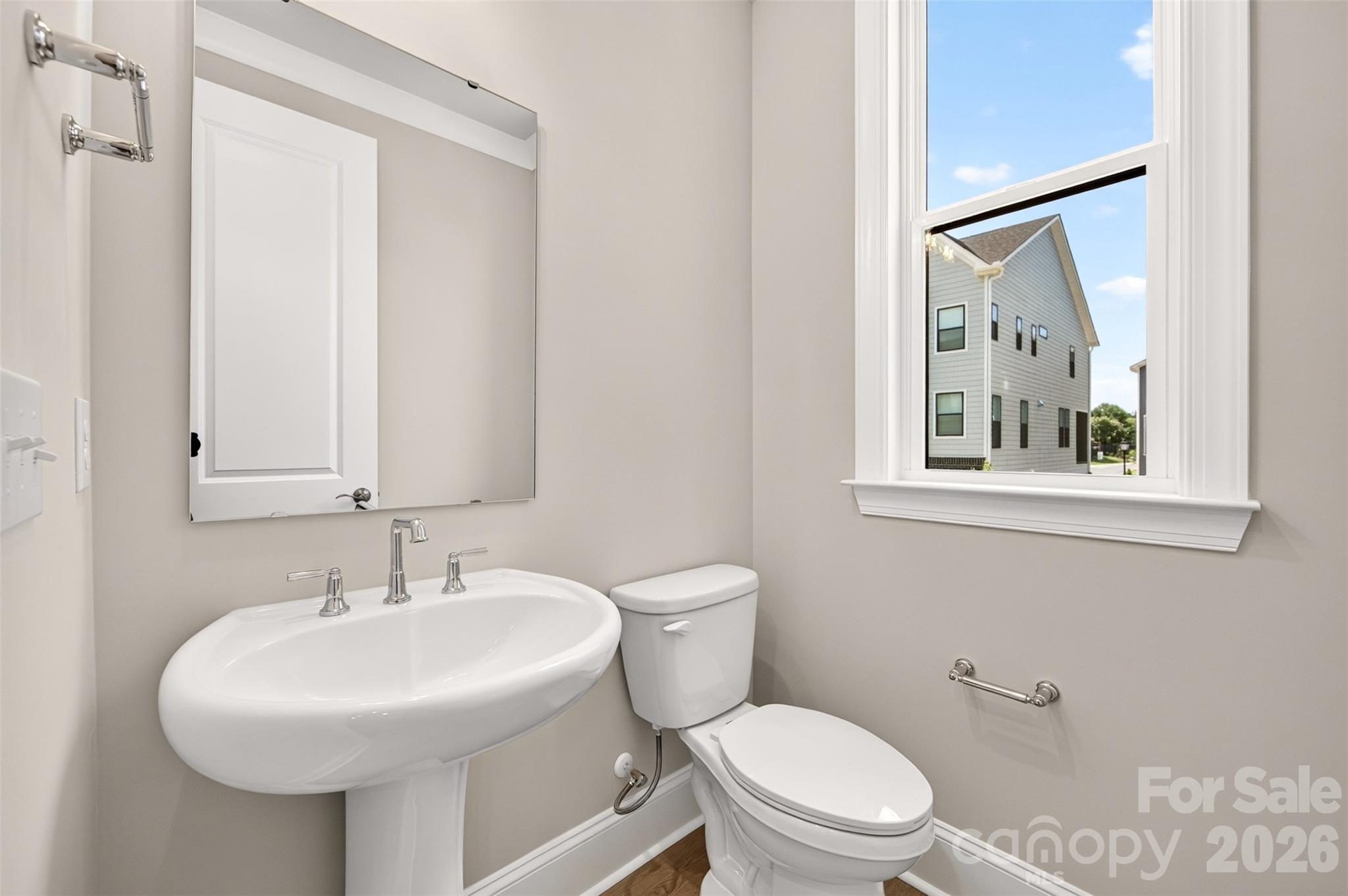 6008 Yellow Buckeye Drive Property Photo 20