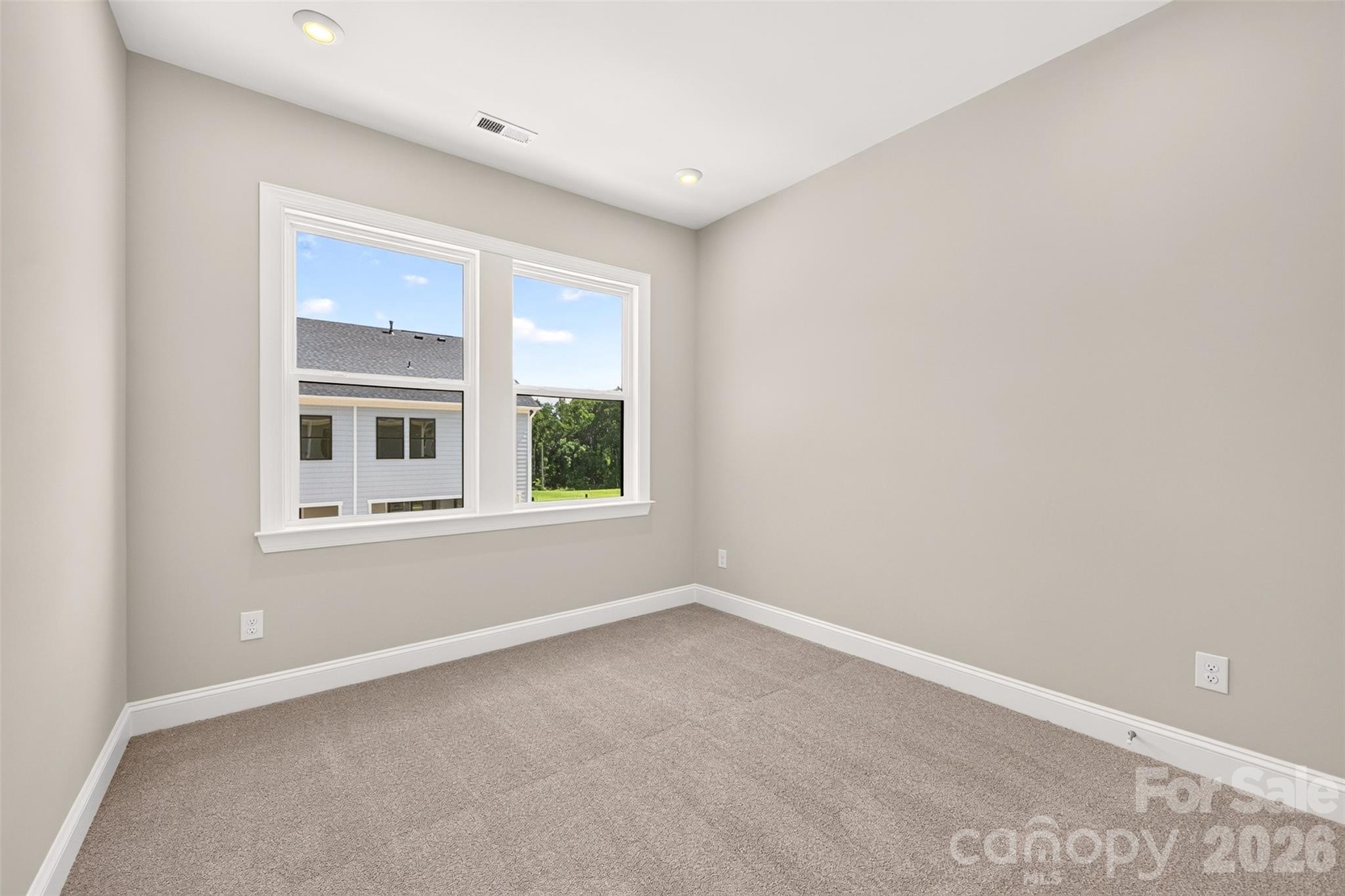 6008 Yellow Buckeye Drive Property Photo 27