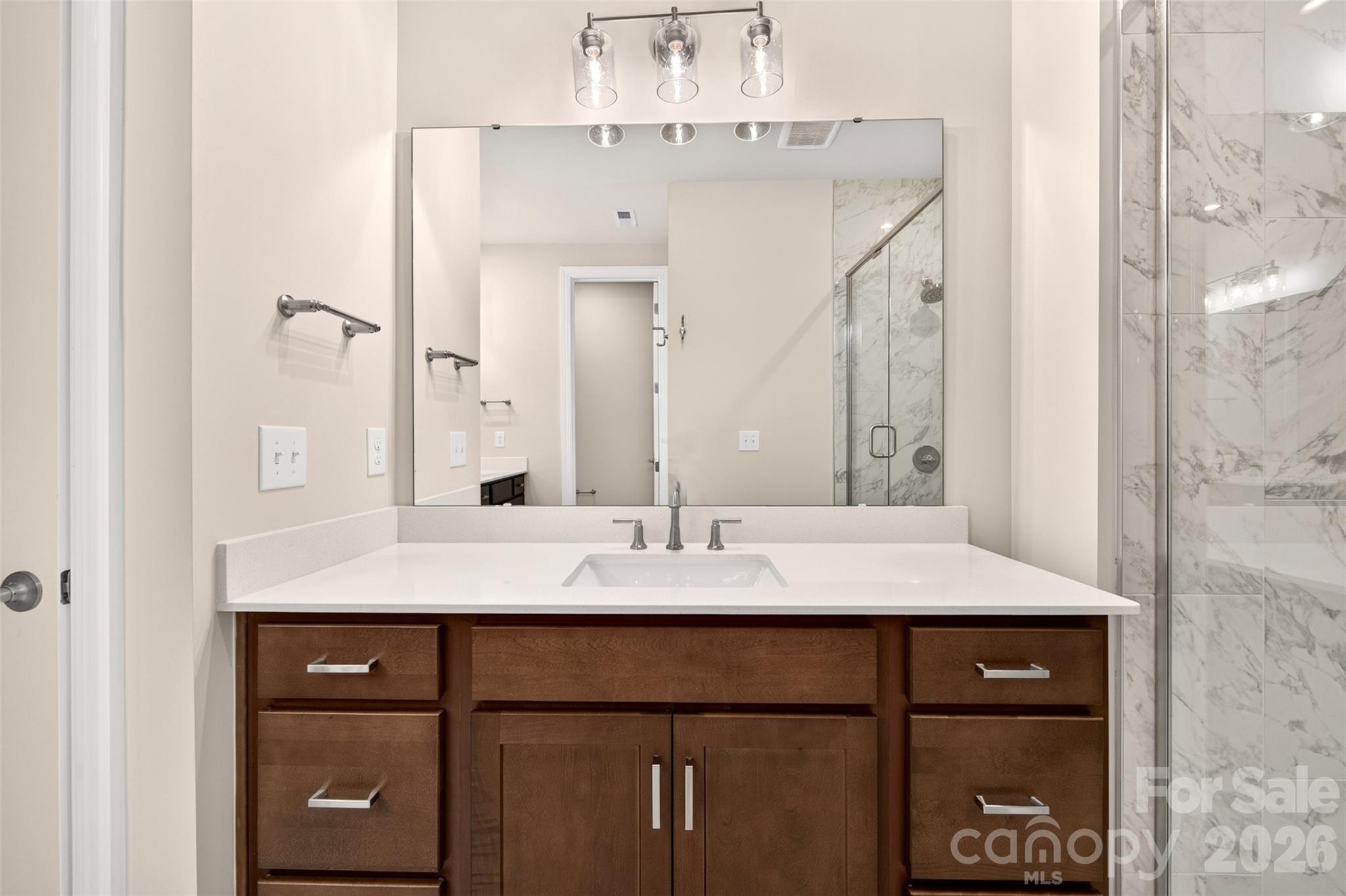 6008 Yellow Buckeye Drive Property Photo 37