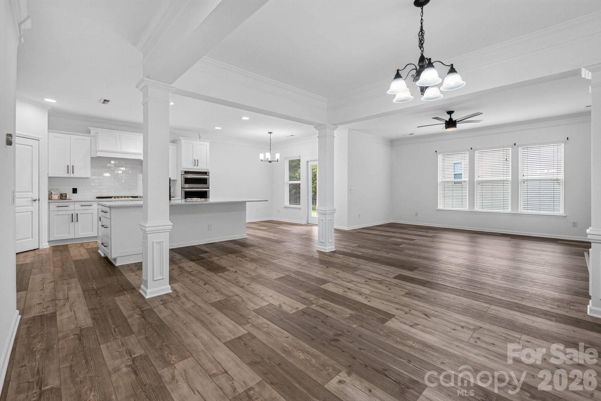 3702 Park South Station Boulevard Property Photo 4