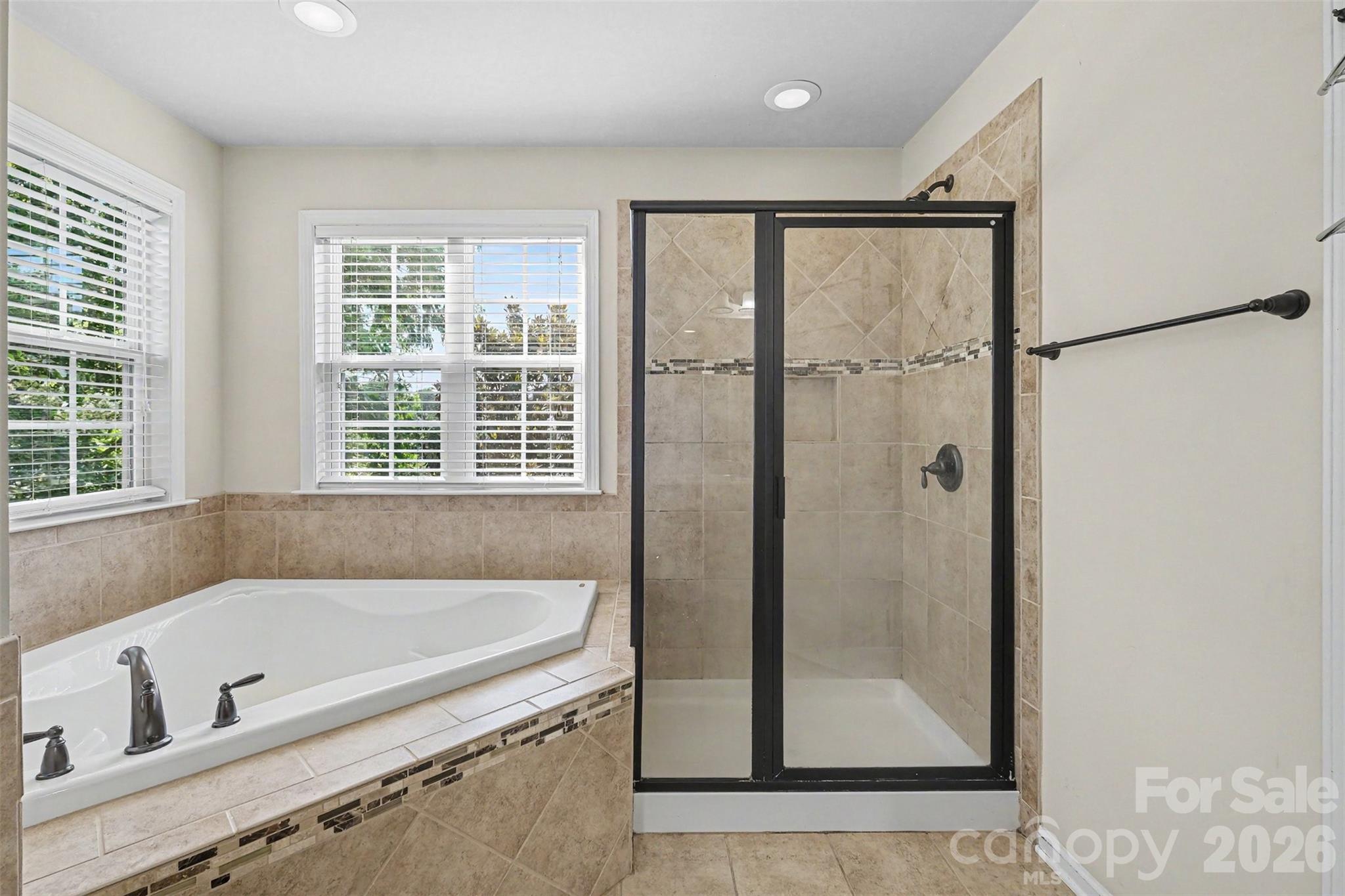 1008 Hawker Road Property Photo 7