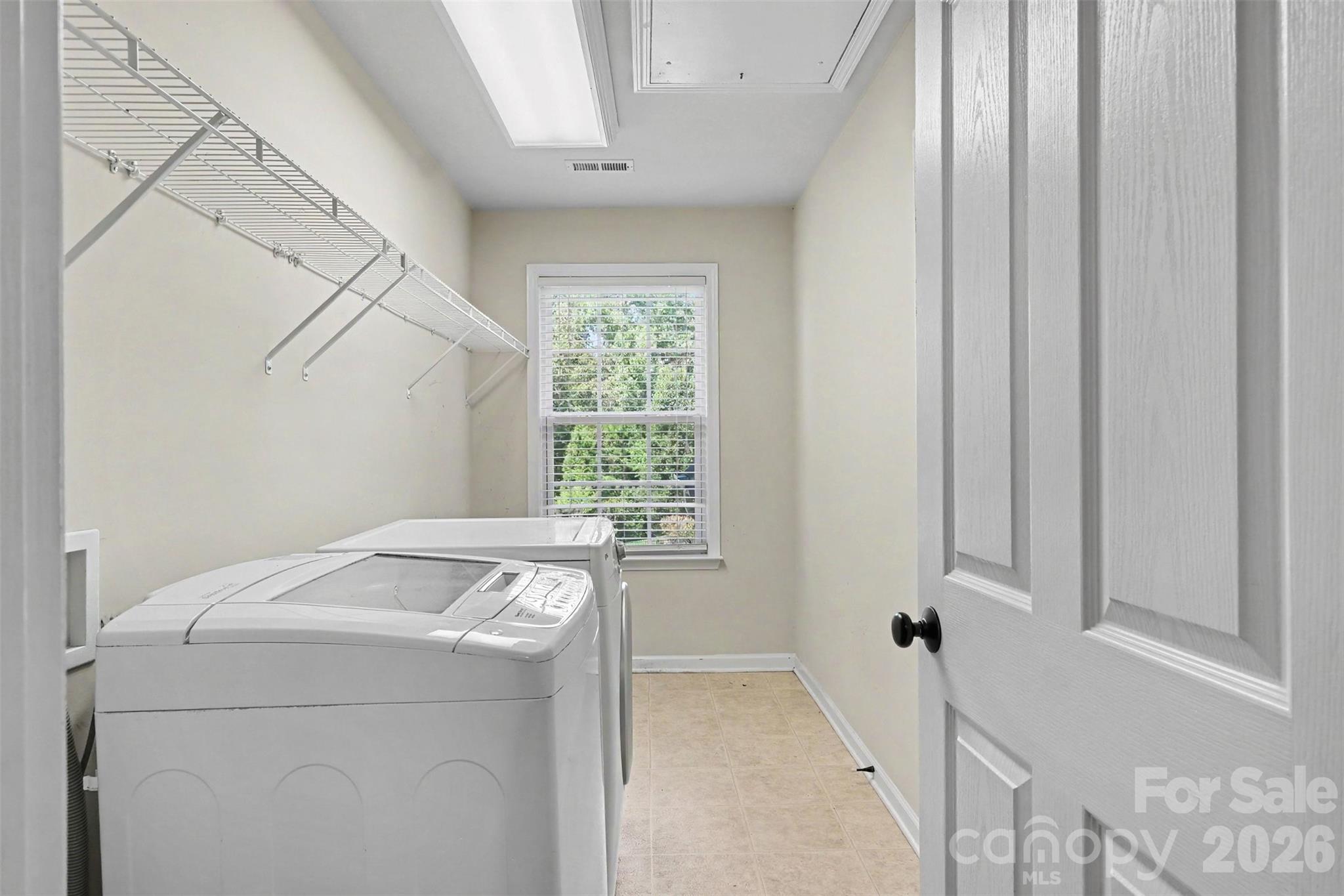 1008 Hawker Road Property Photo 36