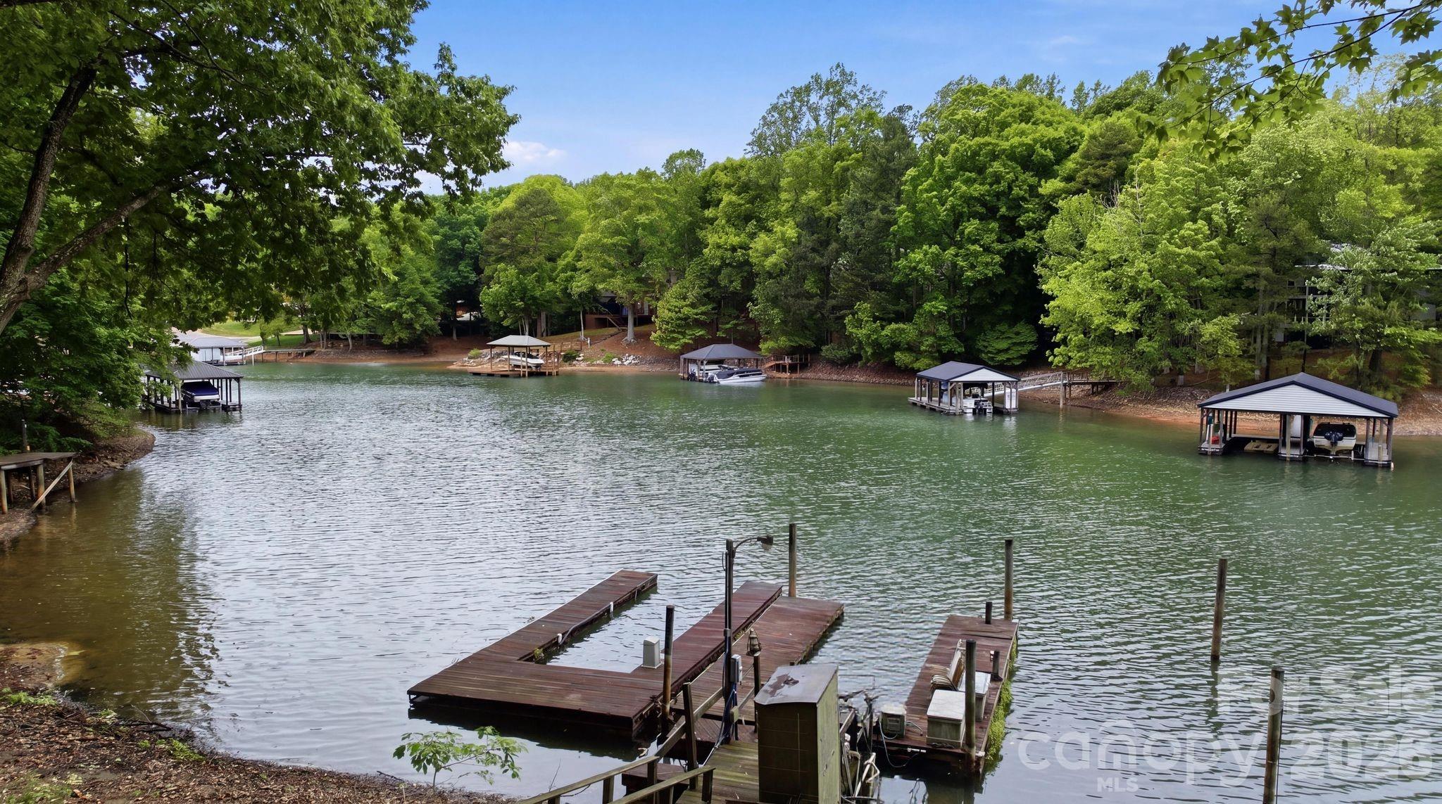 142 Seekirk Drive Property Photo