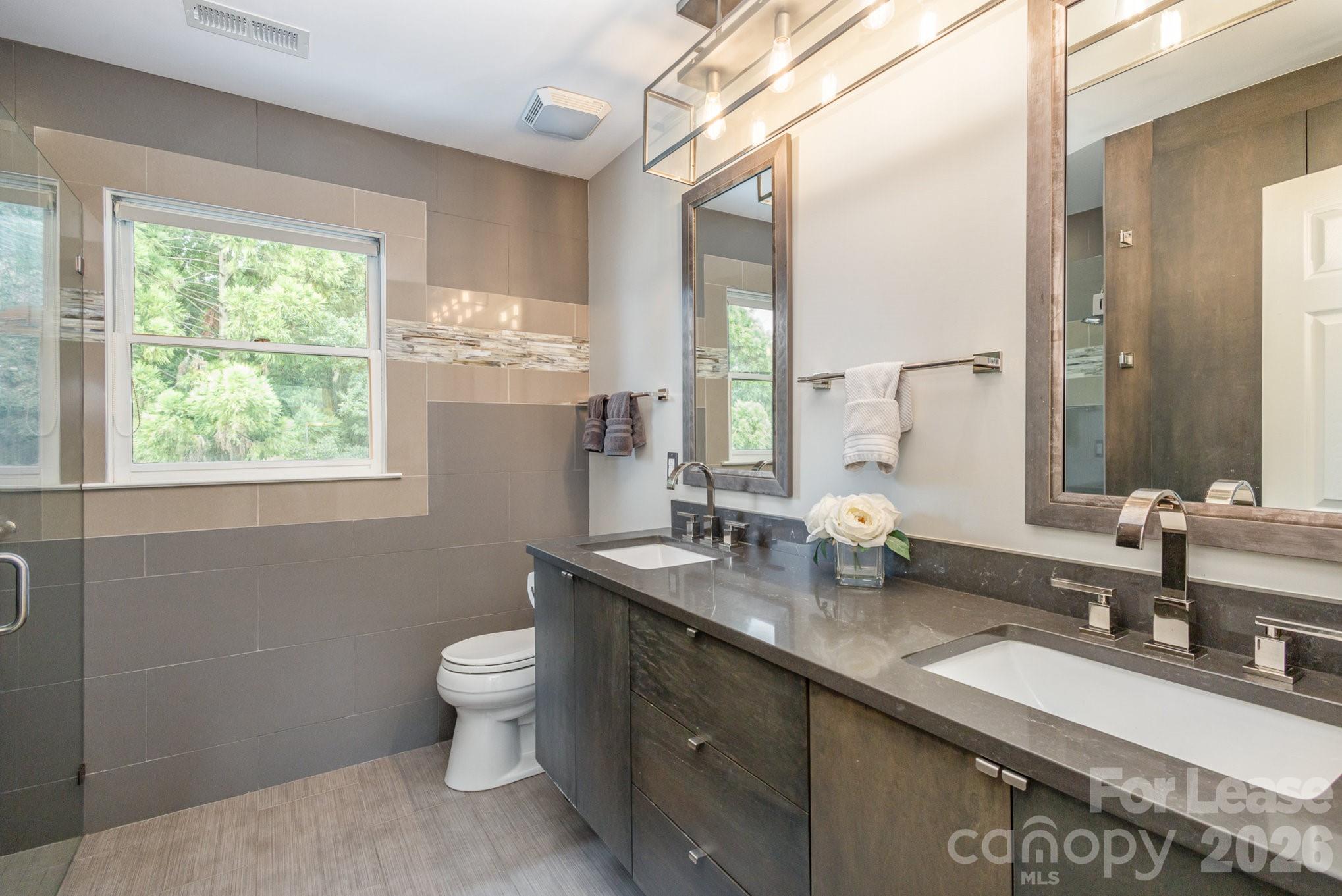 418 Olmsted Park Place Property Photo 13