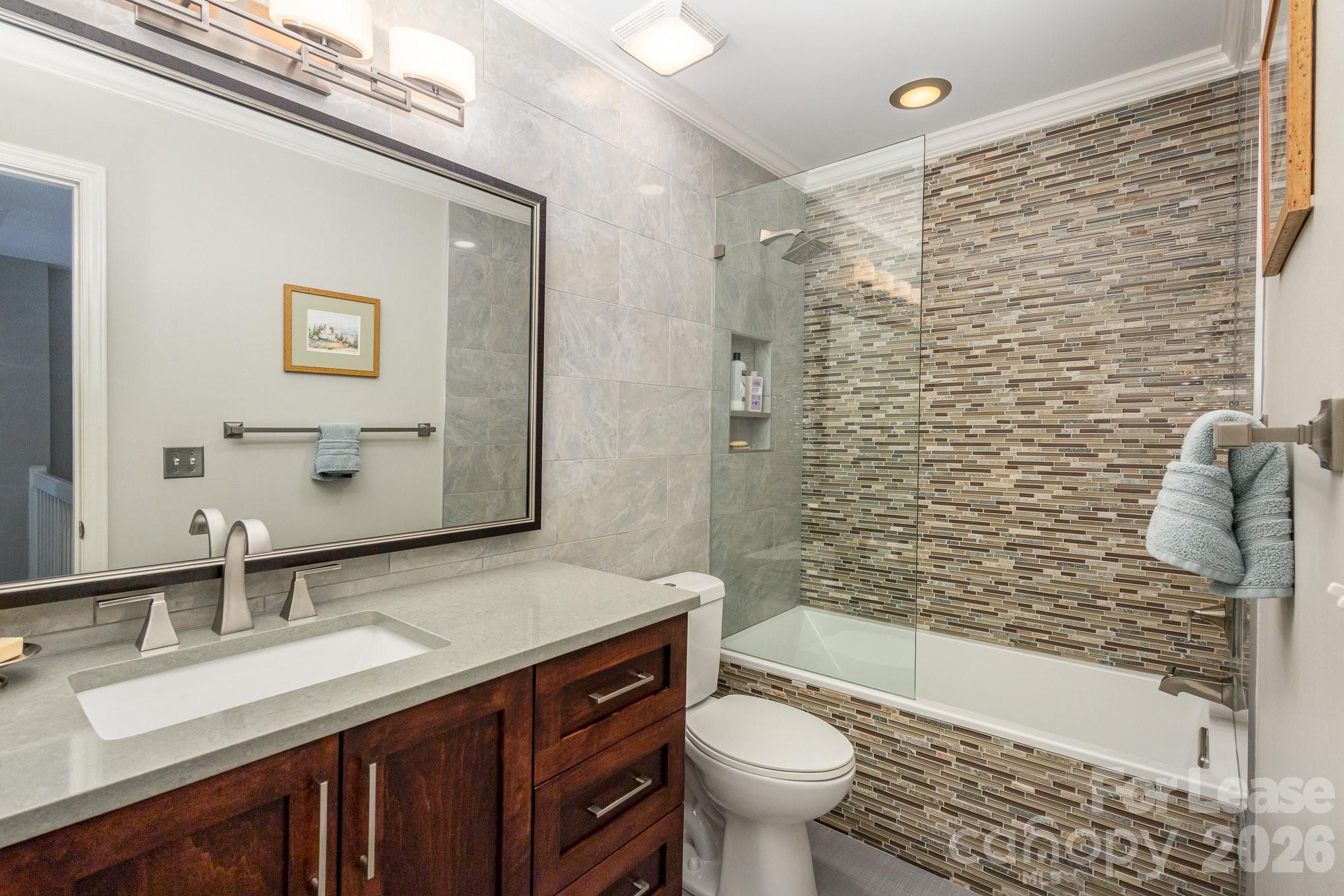 418 Olmsted Park Place Property Photo 16