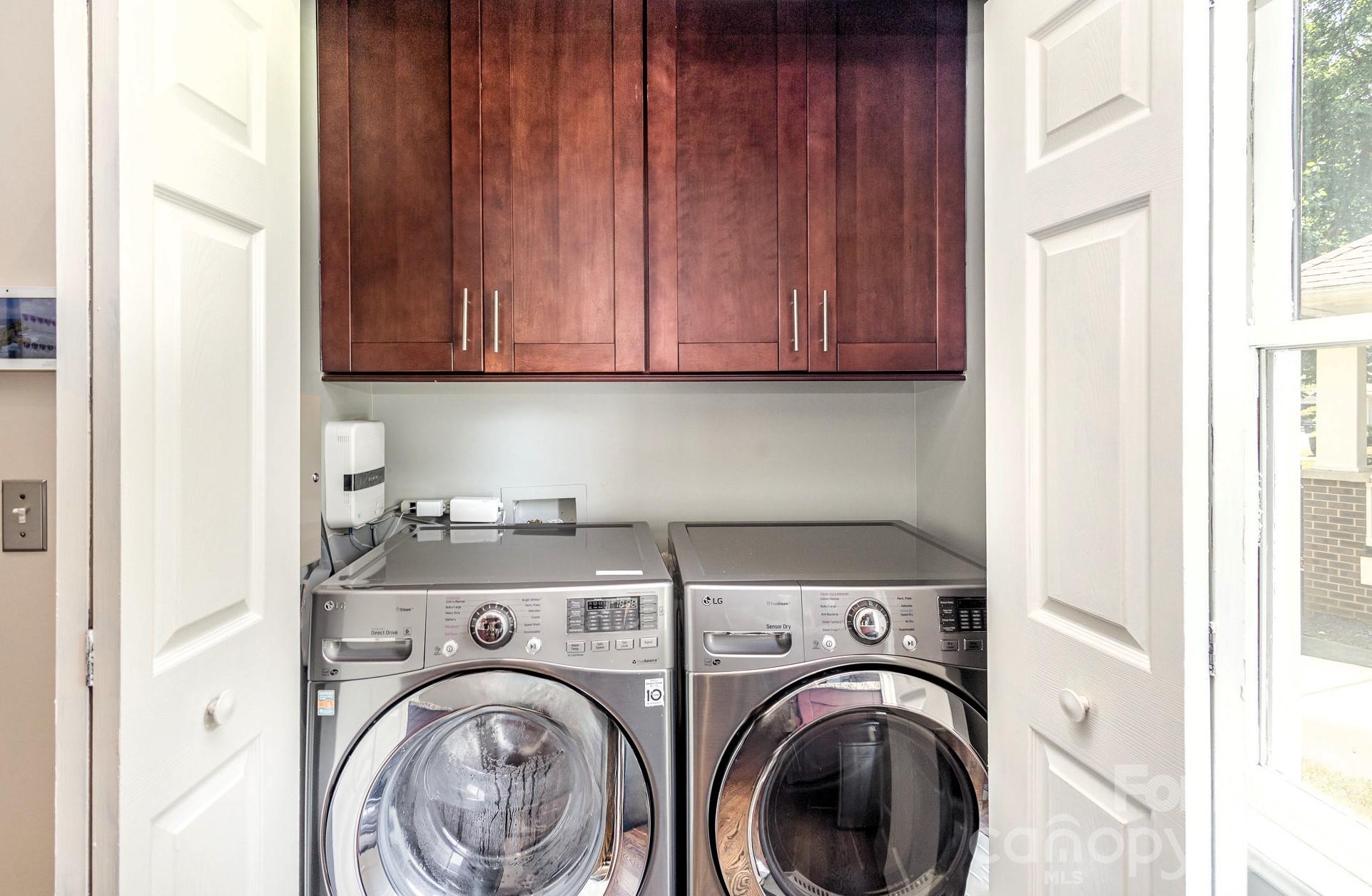 418 Olmsted Park Place Property Photo 18