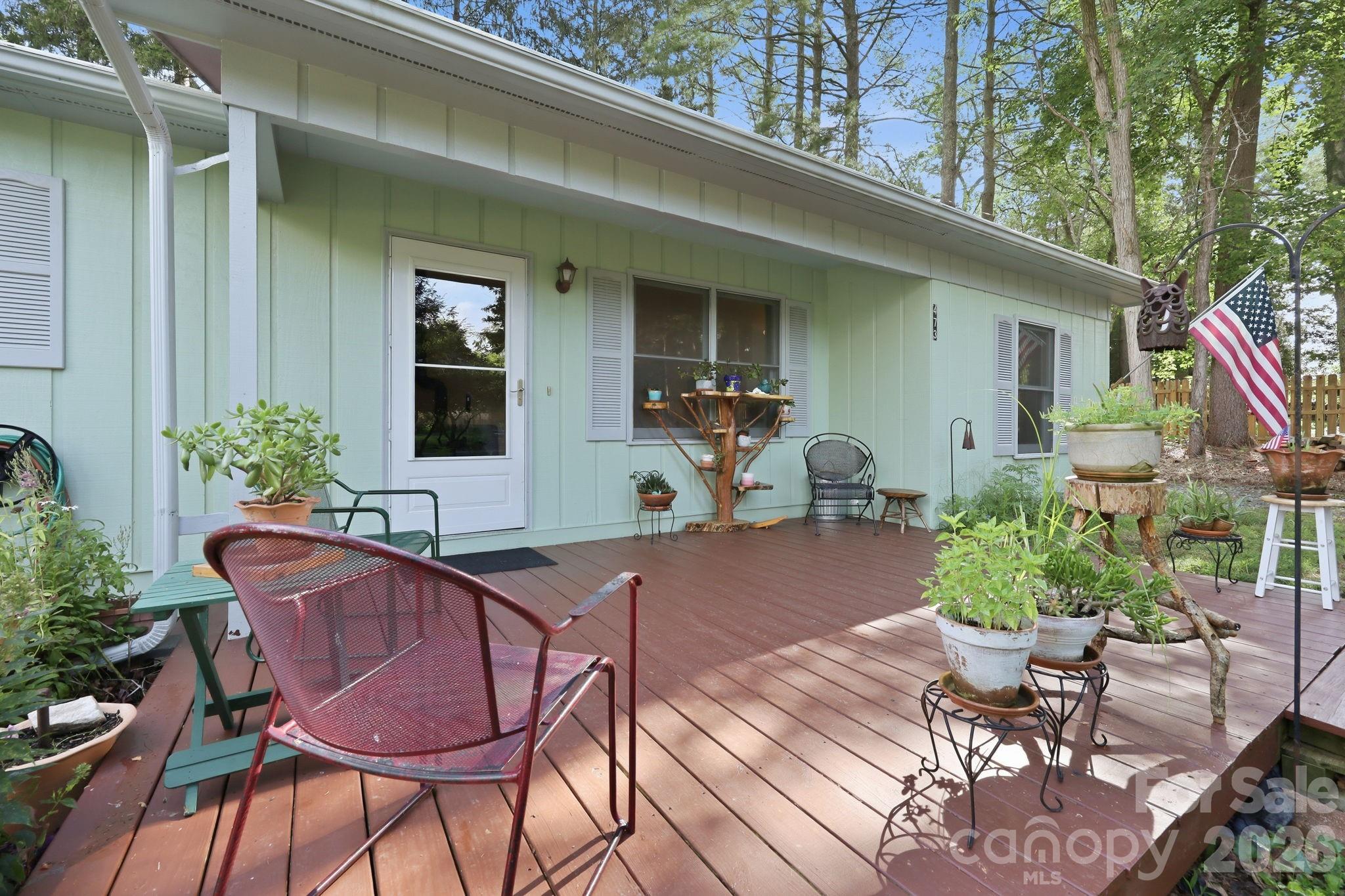 473 King William Road Property Photo 2