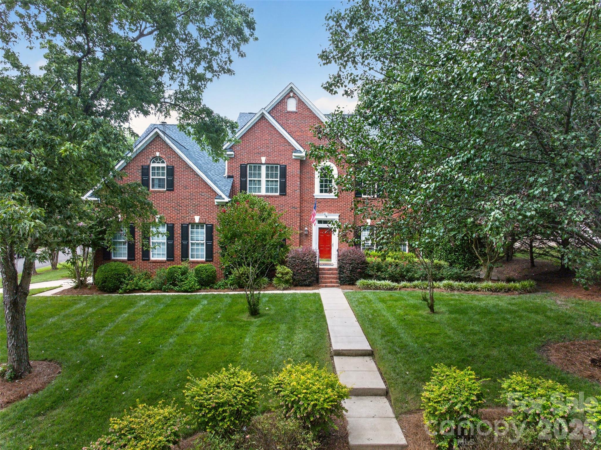 204 Whitegrove Drive Property Photo 1