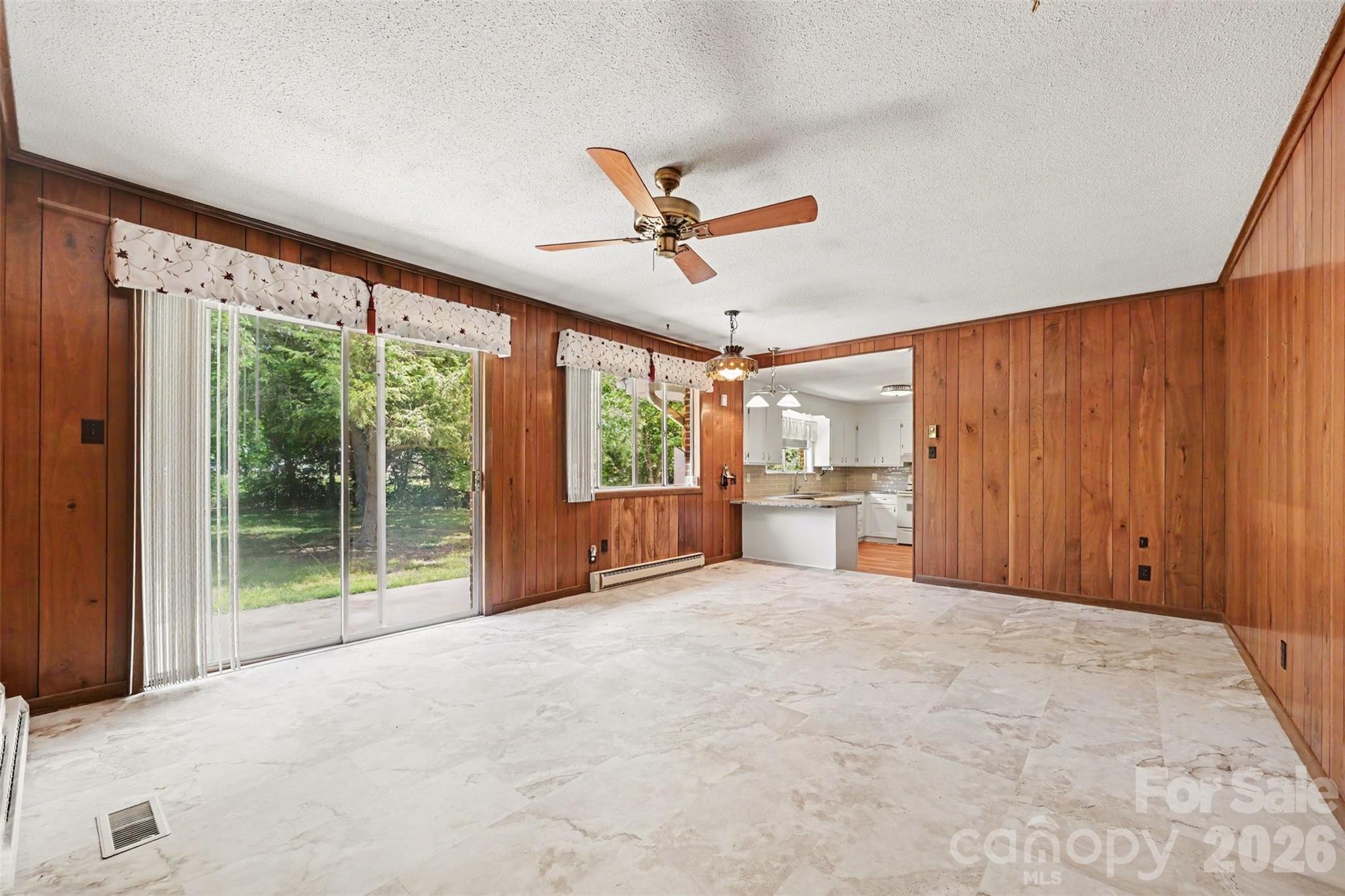 207 Sills Drive Property Photo 5
