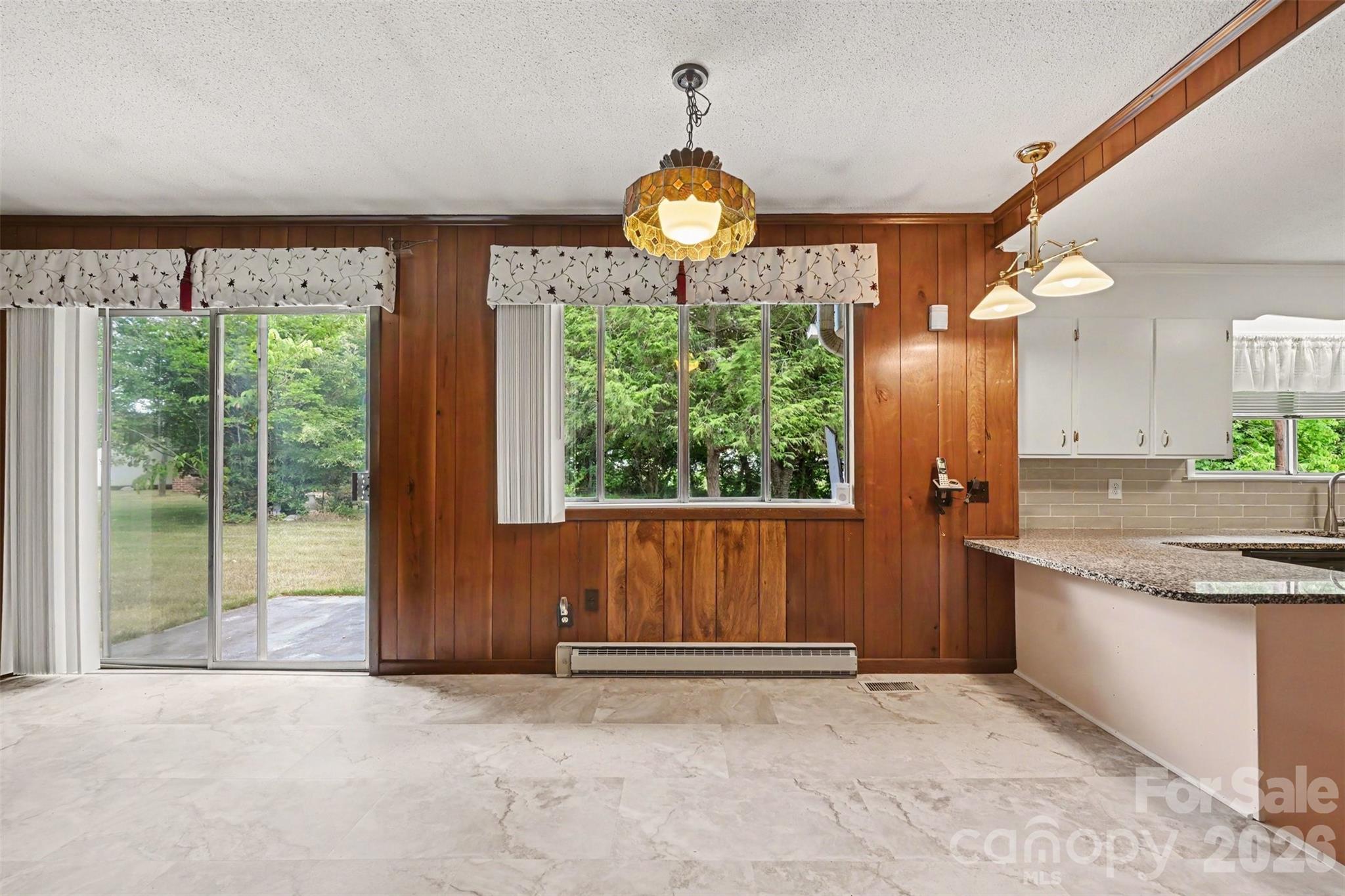 207 Sills Drive Property Photo 8