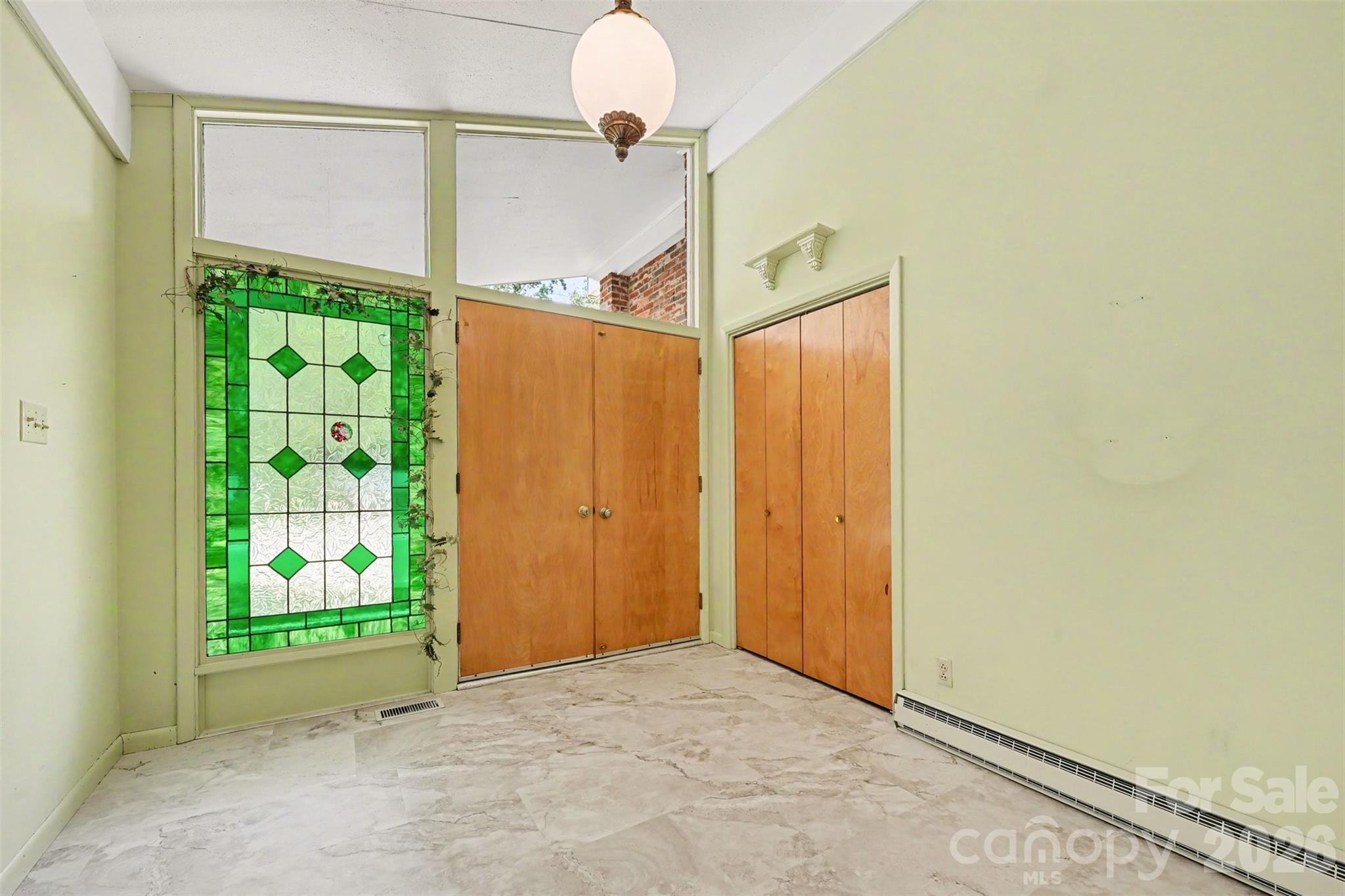 207 Sills Drive Property Photo 18