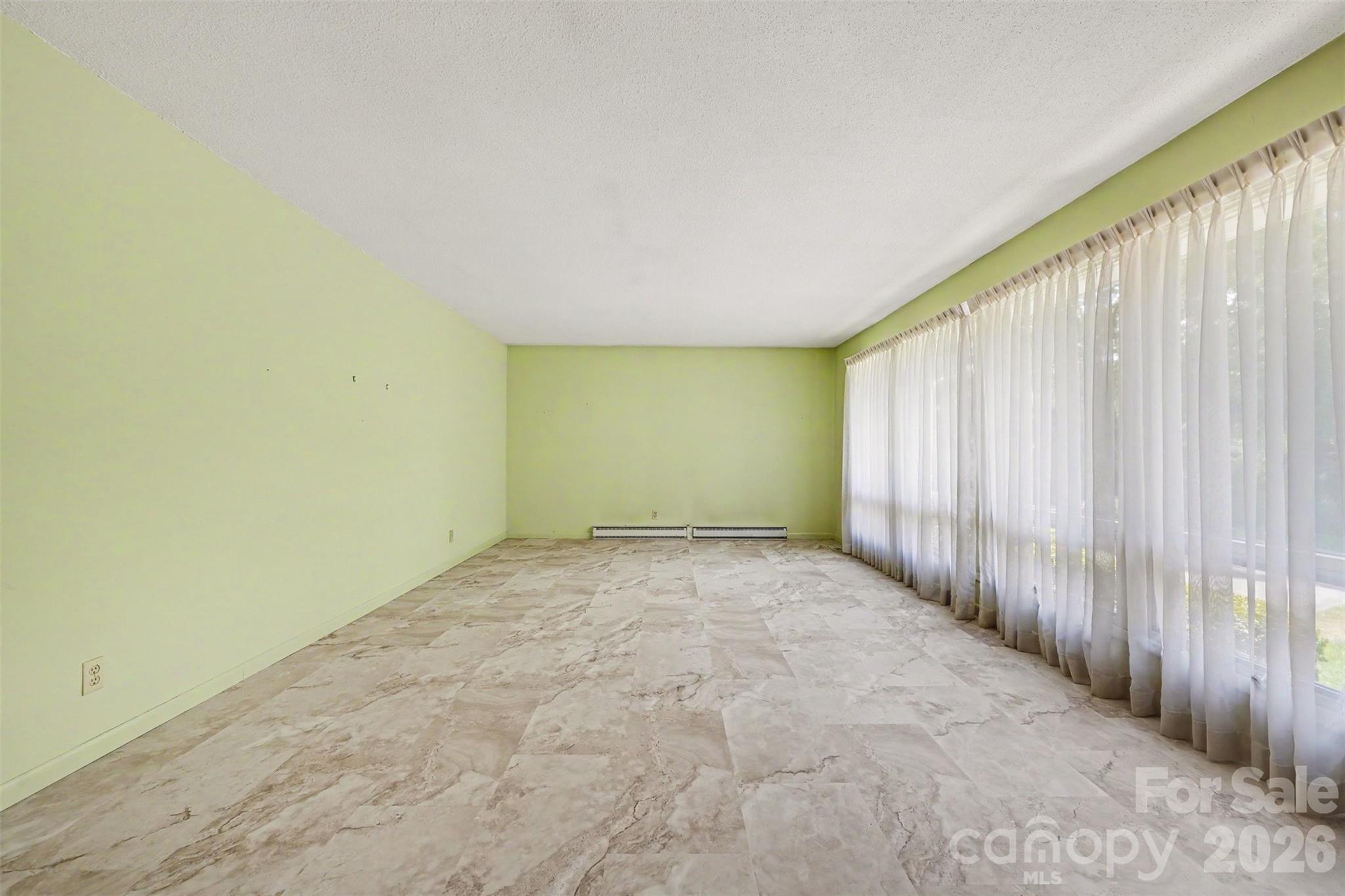 207 Sills Drive Property Photo 23
