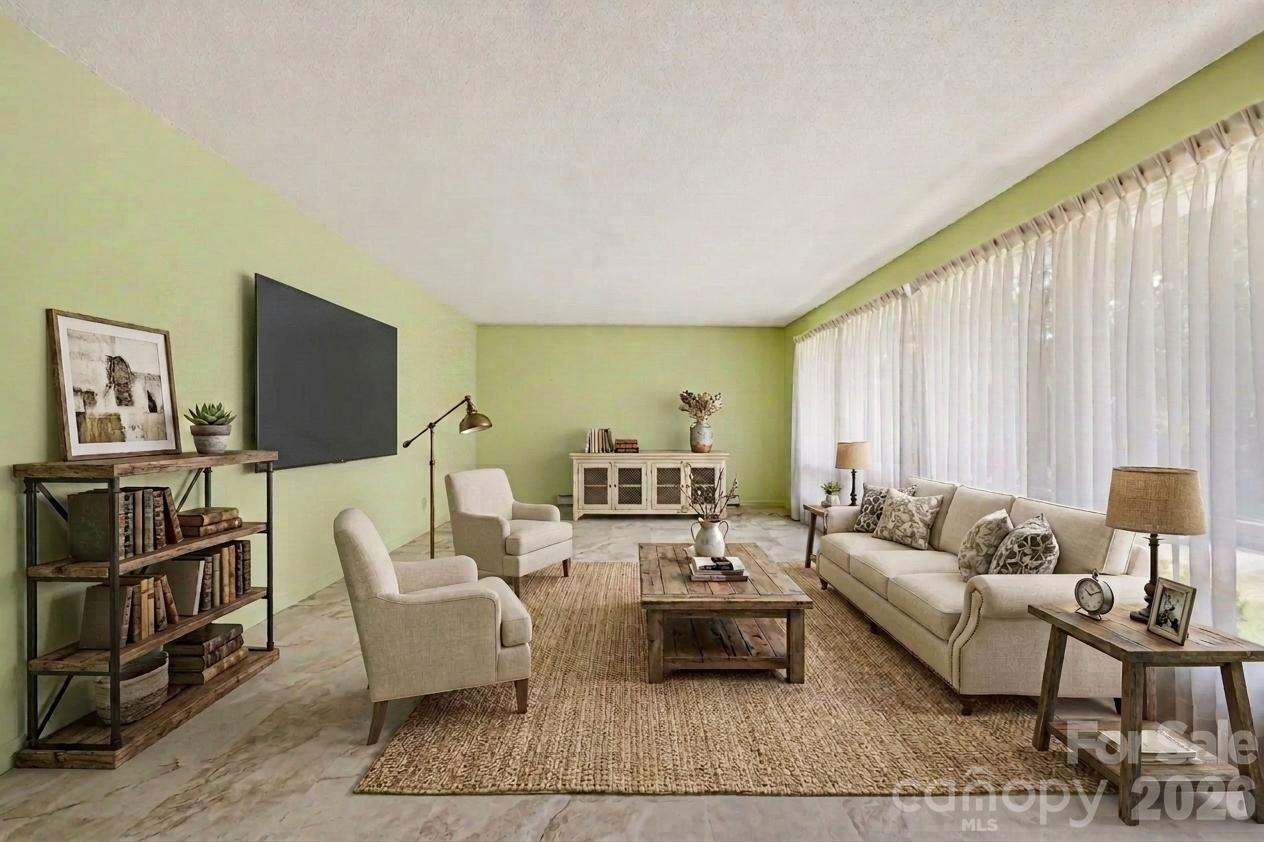 207 Sills Drive Property Photo 24