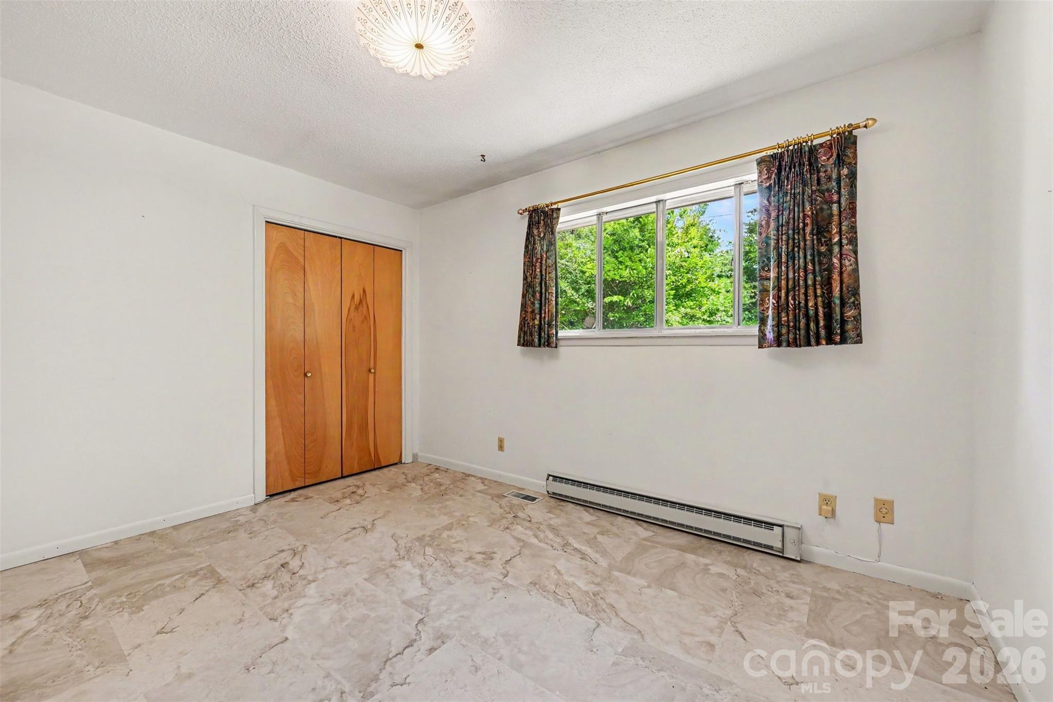 207 Sills Drive Property Photo 26