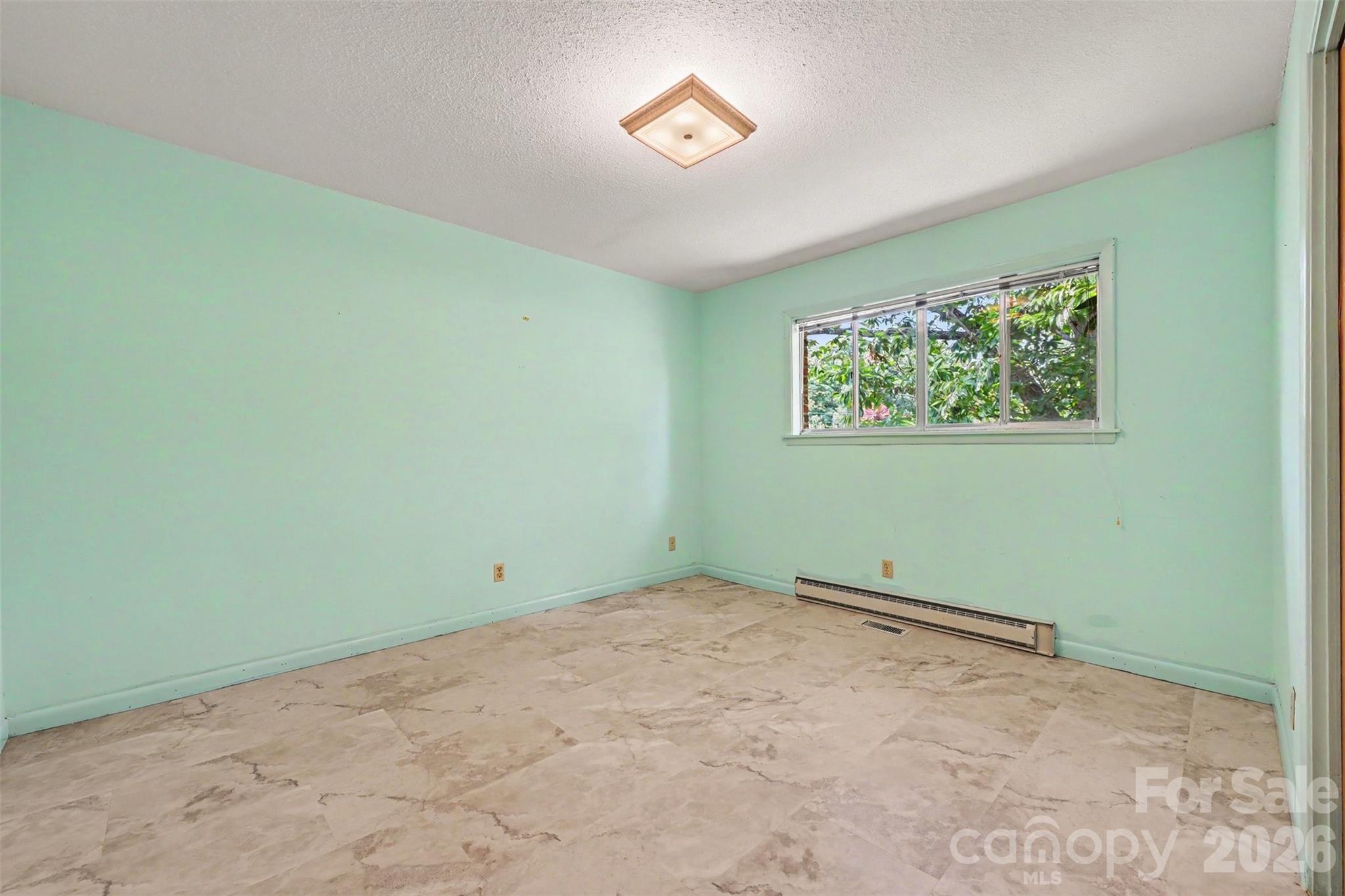 207 Sills Drive Property Photo 29