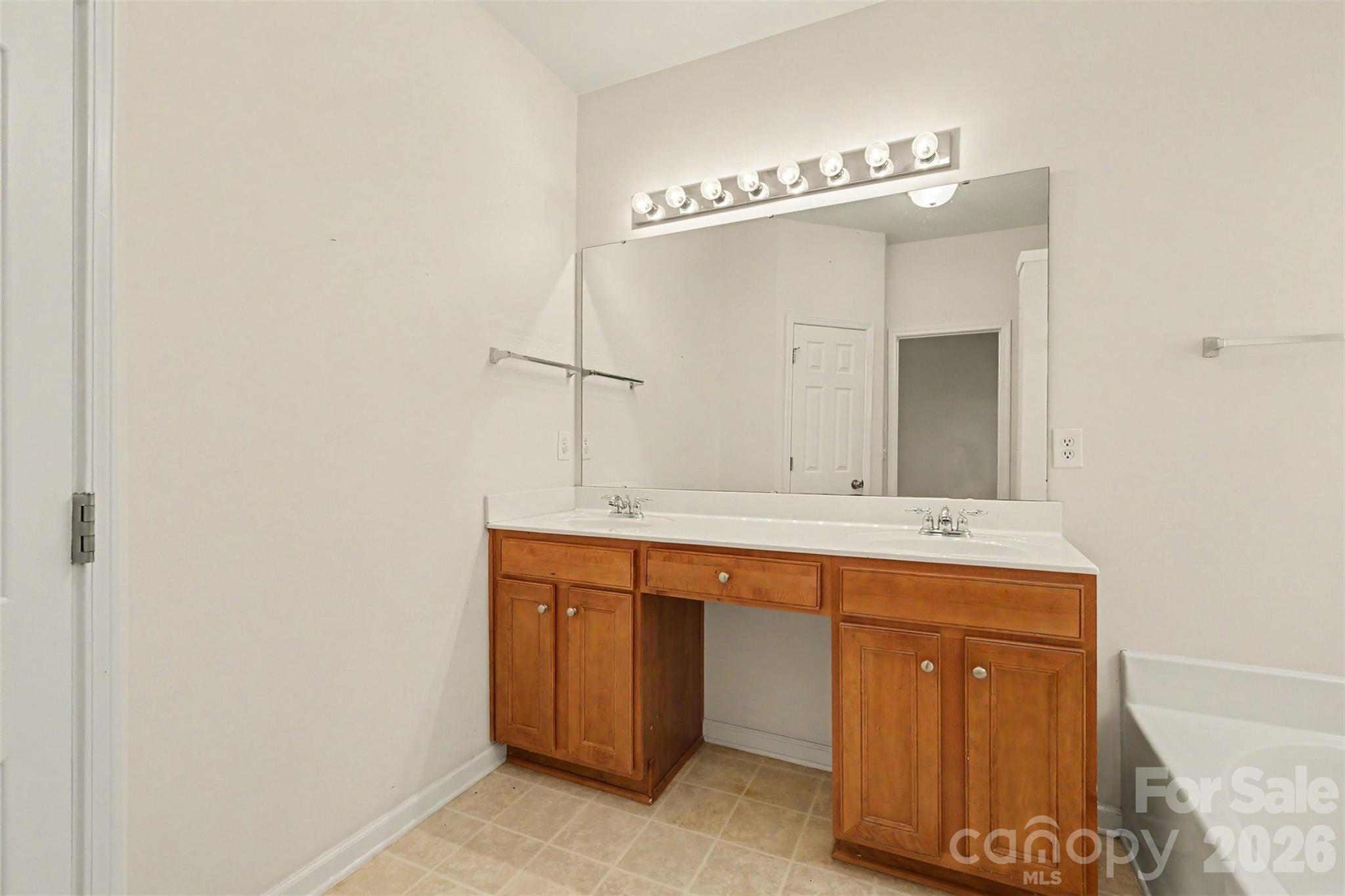 2991 S Legacy Park Boulevard Property Photo 19