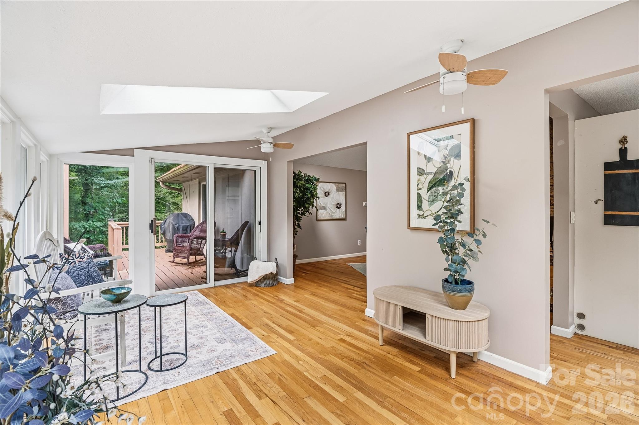 16 Canterbury Drive Property Photo 10