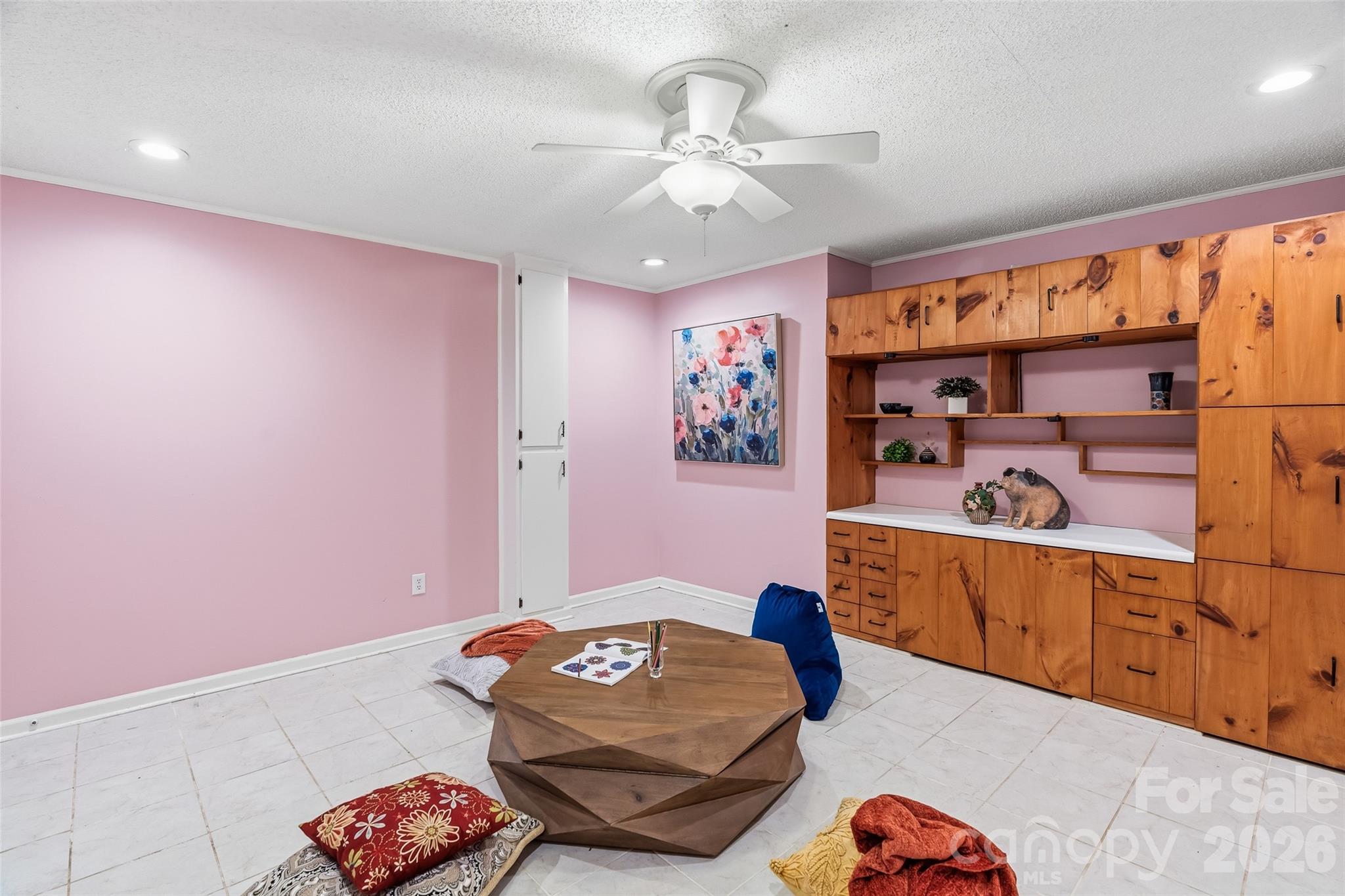 16 Canterbury Drive Property Photo 31