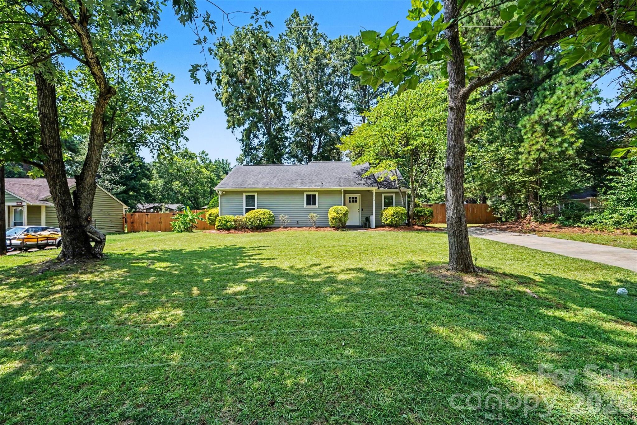 6008 Trysting Road Property Photo 2
