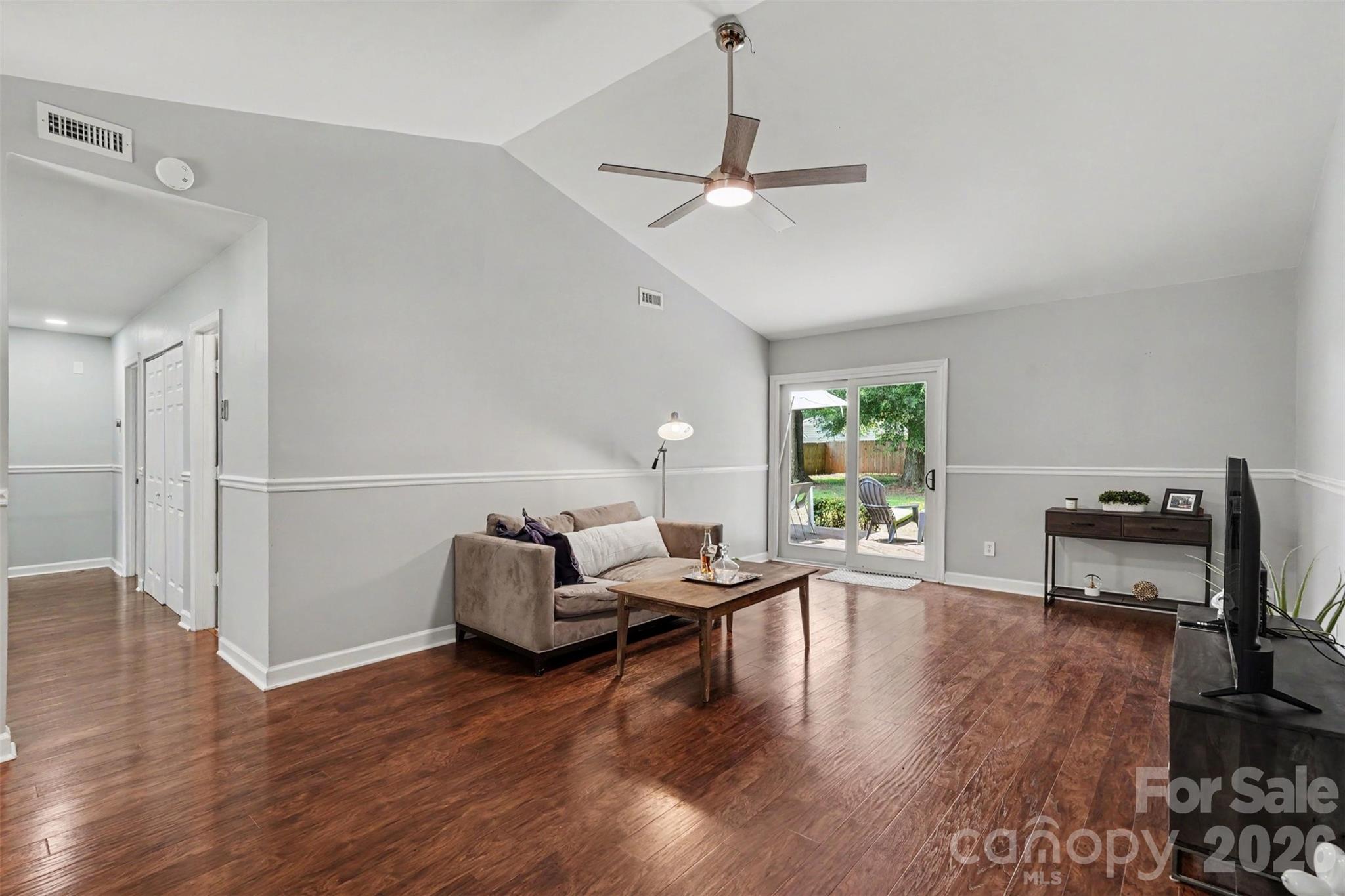 6008 Trysting Road Property Photo 7