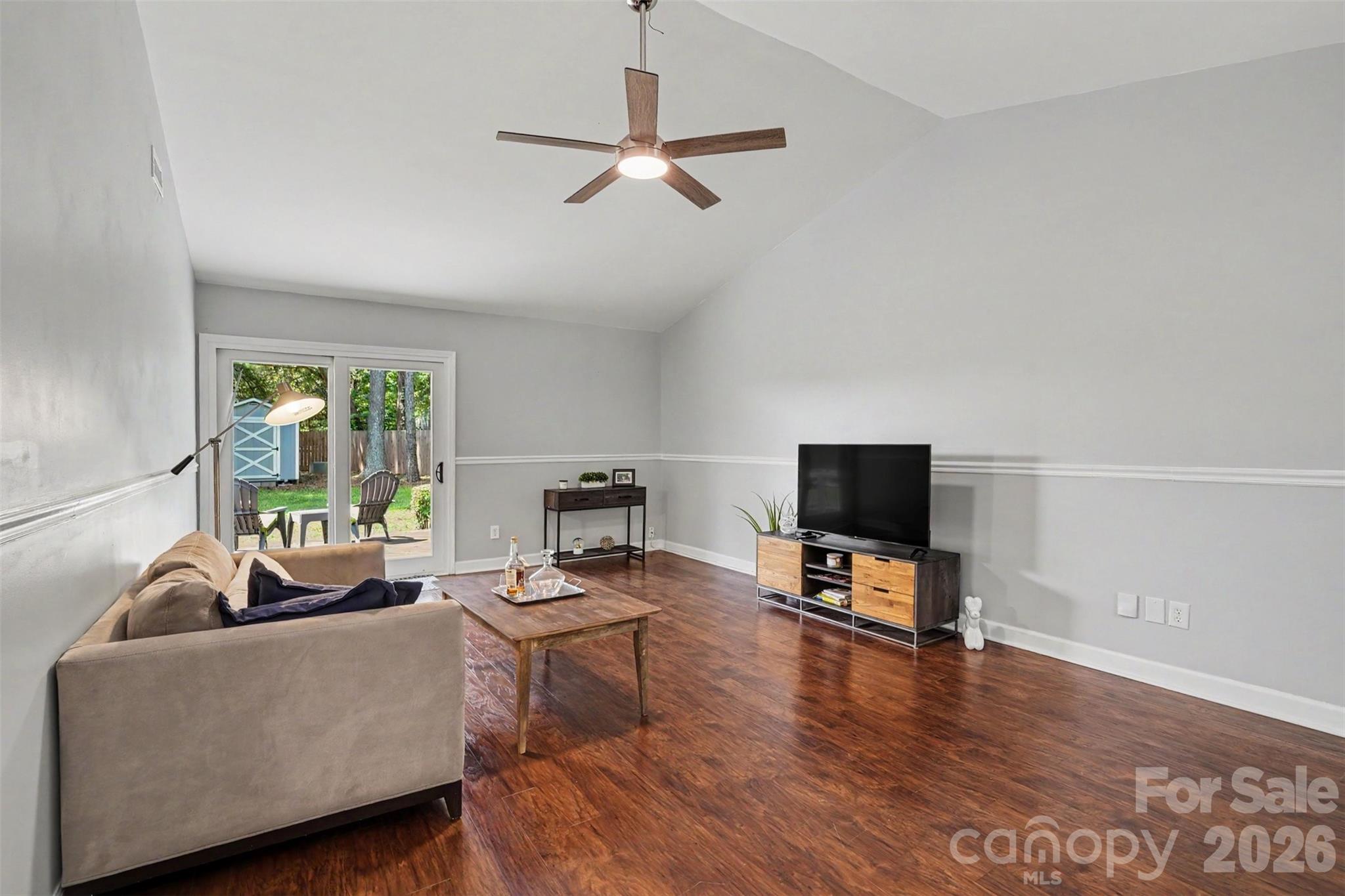 6008 Trysting Road Property Photo 10