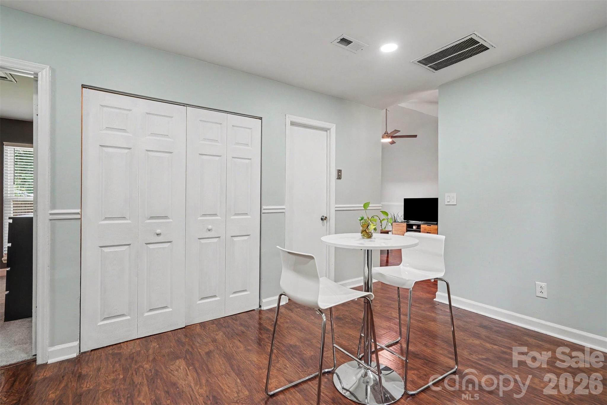 6008 Trysting Road Property Photo 17