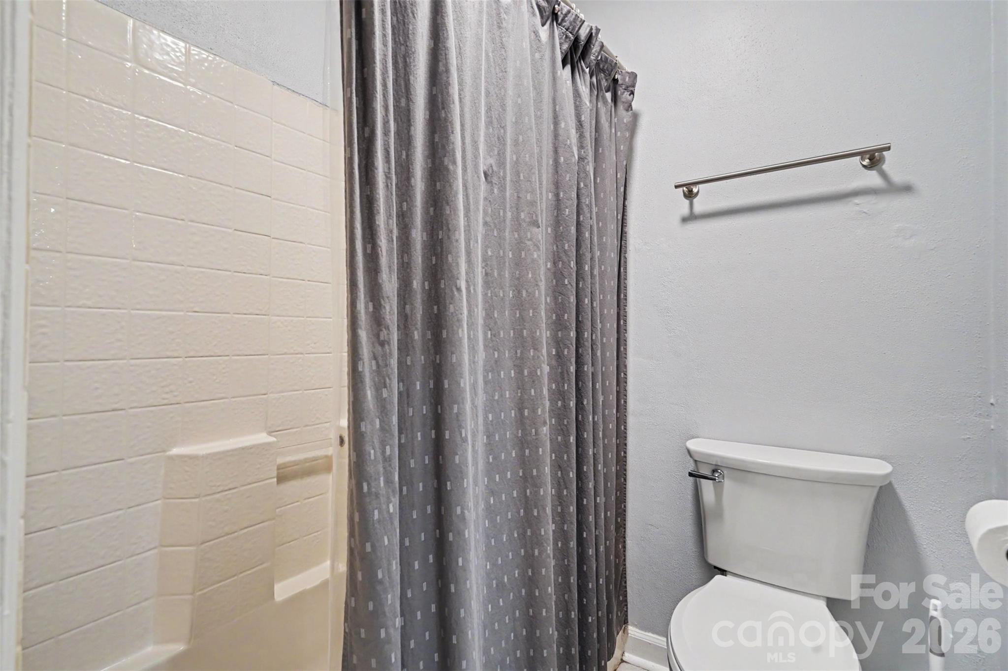 6008 Trysting Road Property Photo 23