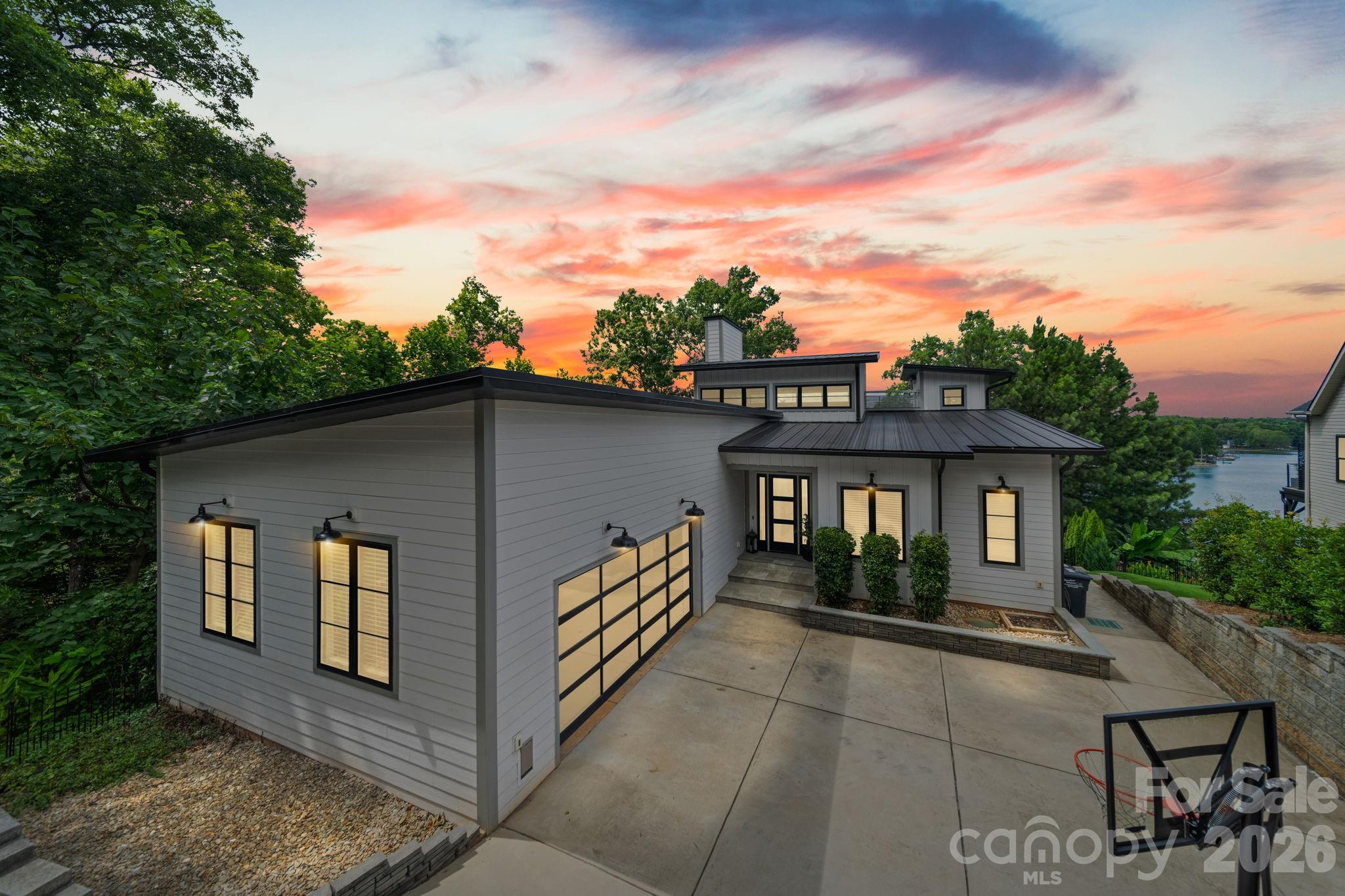 29012 Silver Fox Drive Property Photo 3