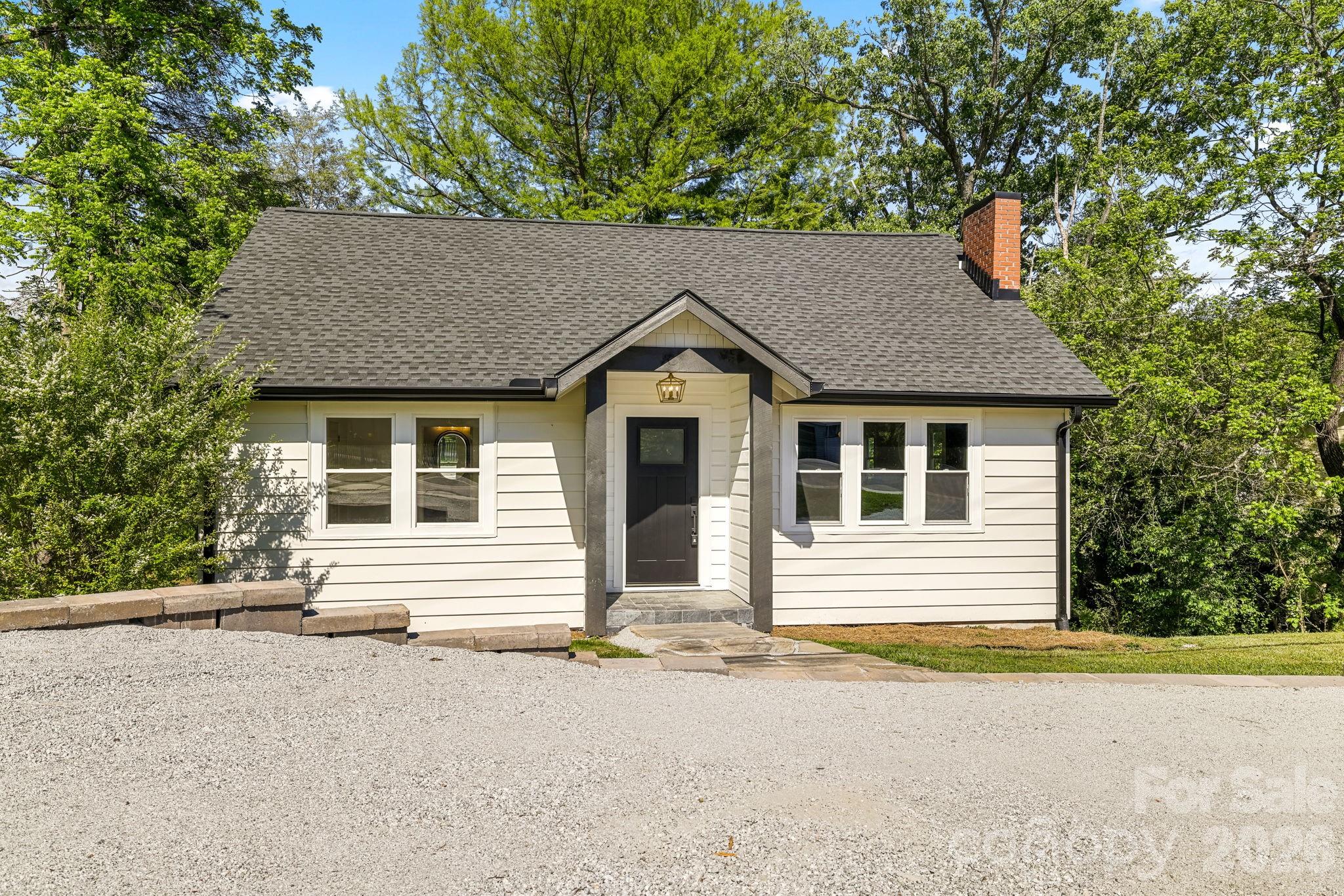 523 Harrison Avenue Property Photo 2