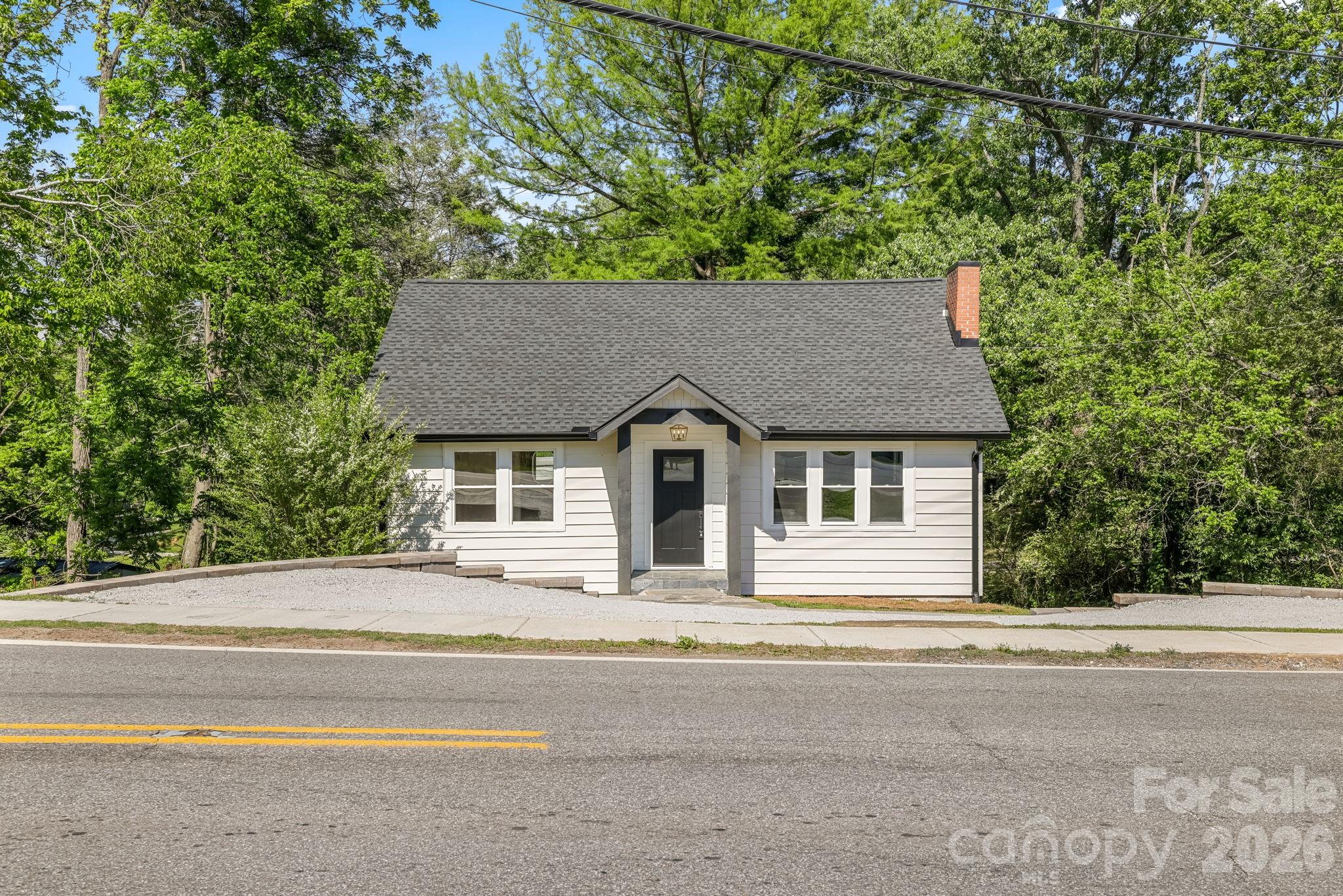 523 Harrison Avenue Property Photo 5