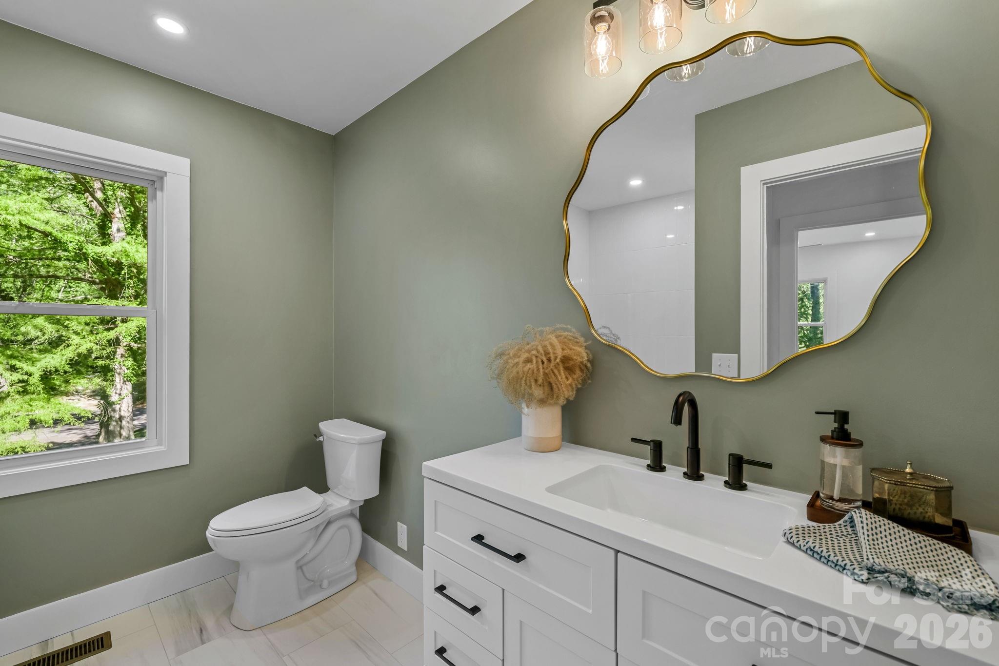523 Harrison Avenue Property Photo 26