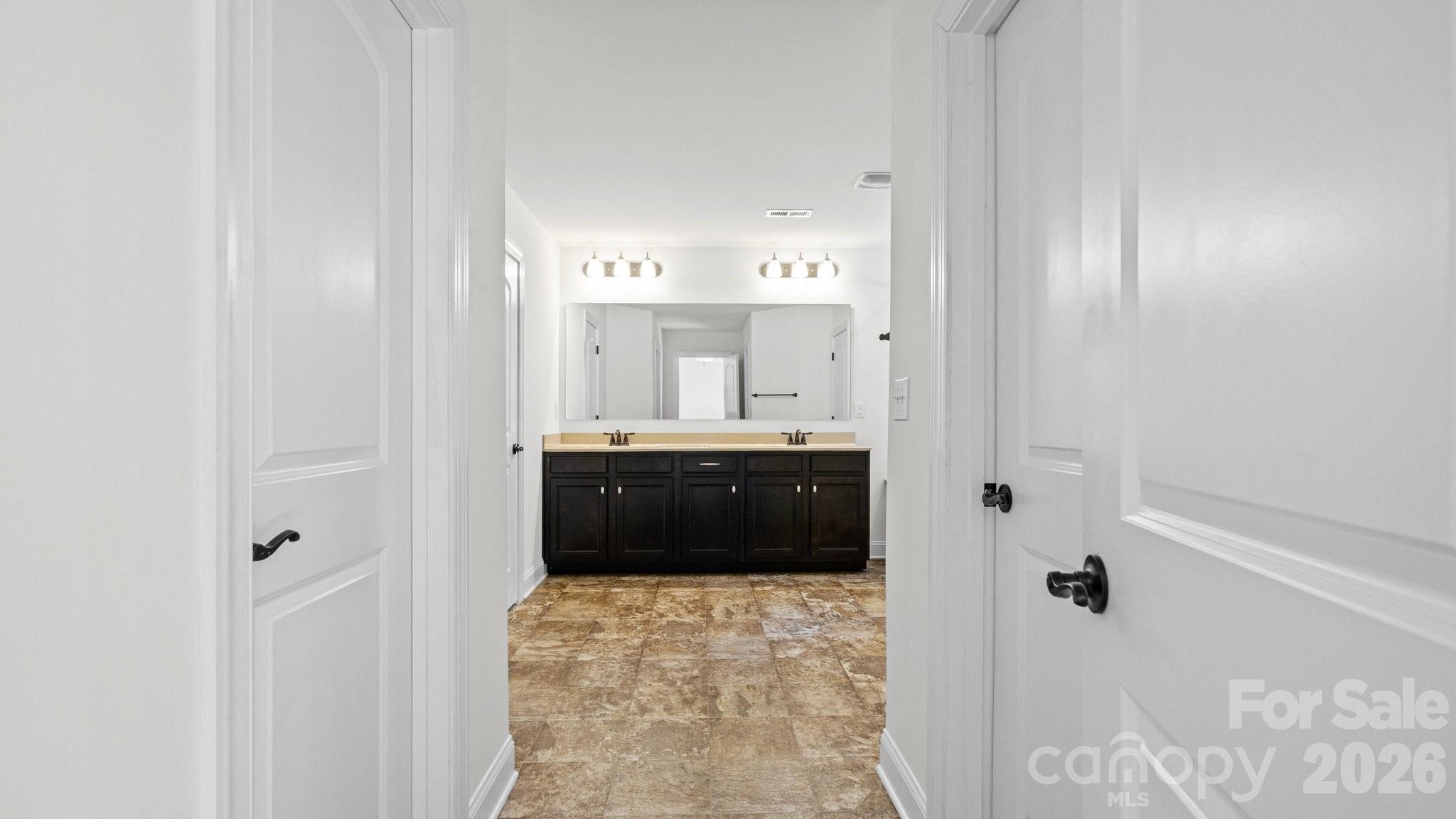 7235 Barefoot Forest Drive Property Photo 28