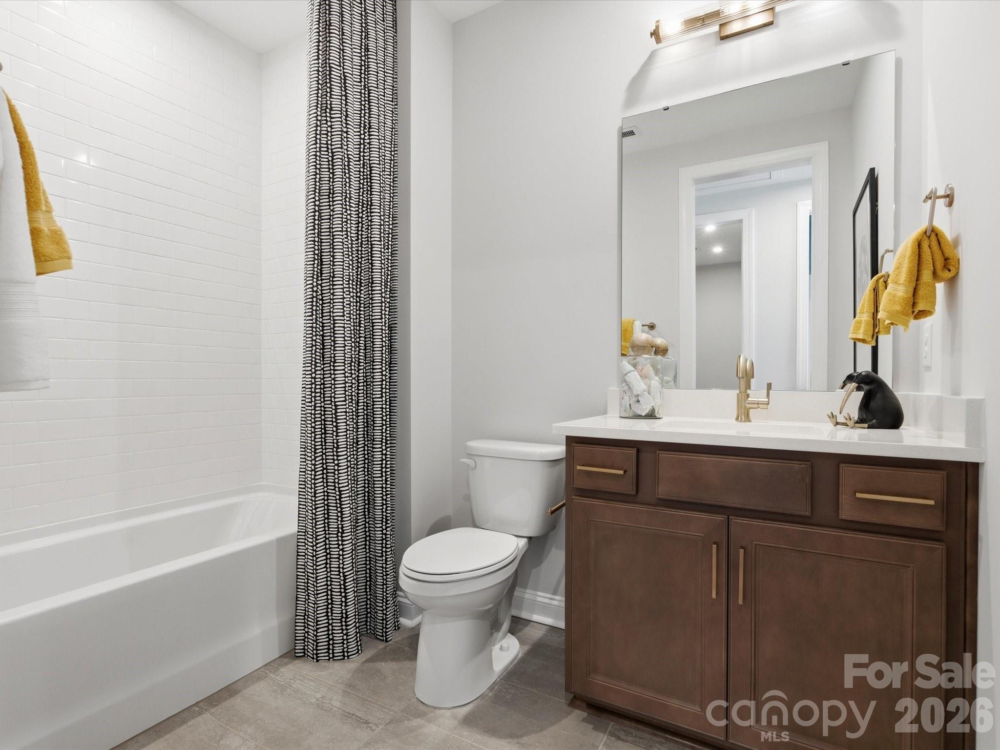 6009 Yellow Buckeye Drive Property Photo 19