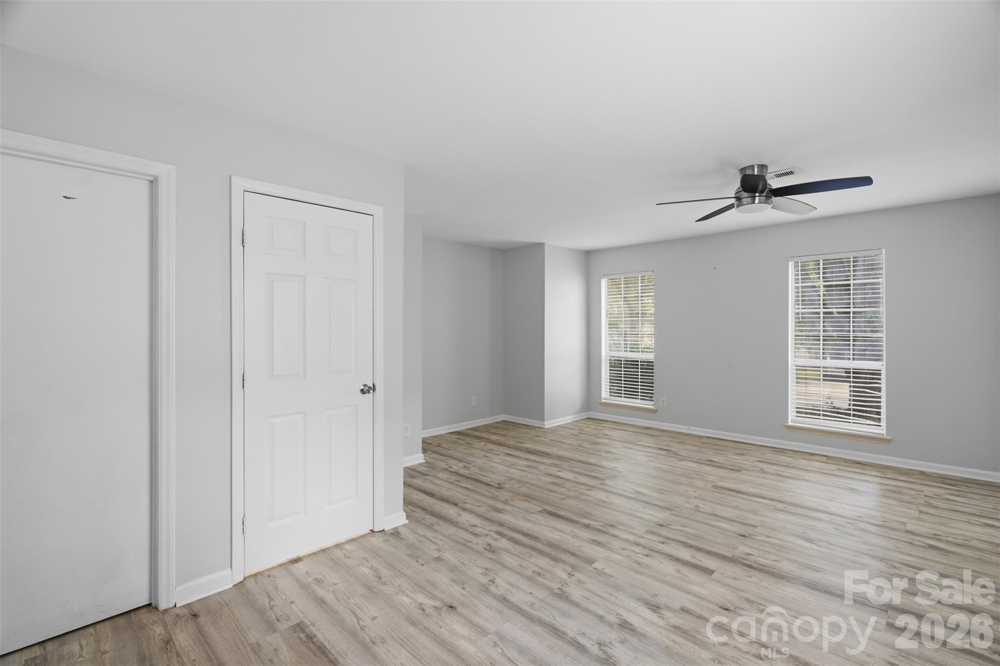 8345 Houndstooth Drive Property Photo 9