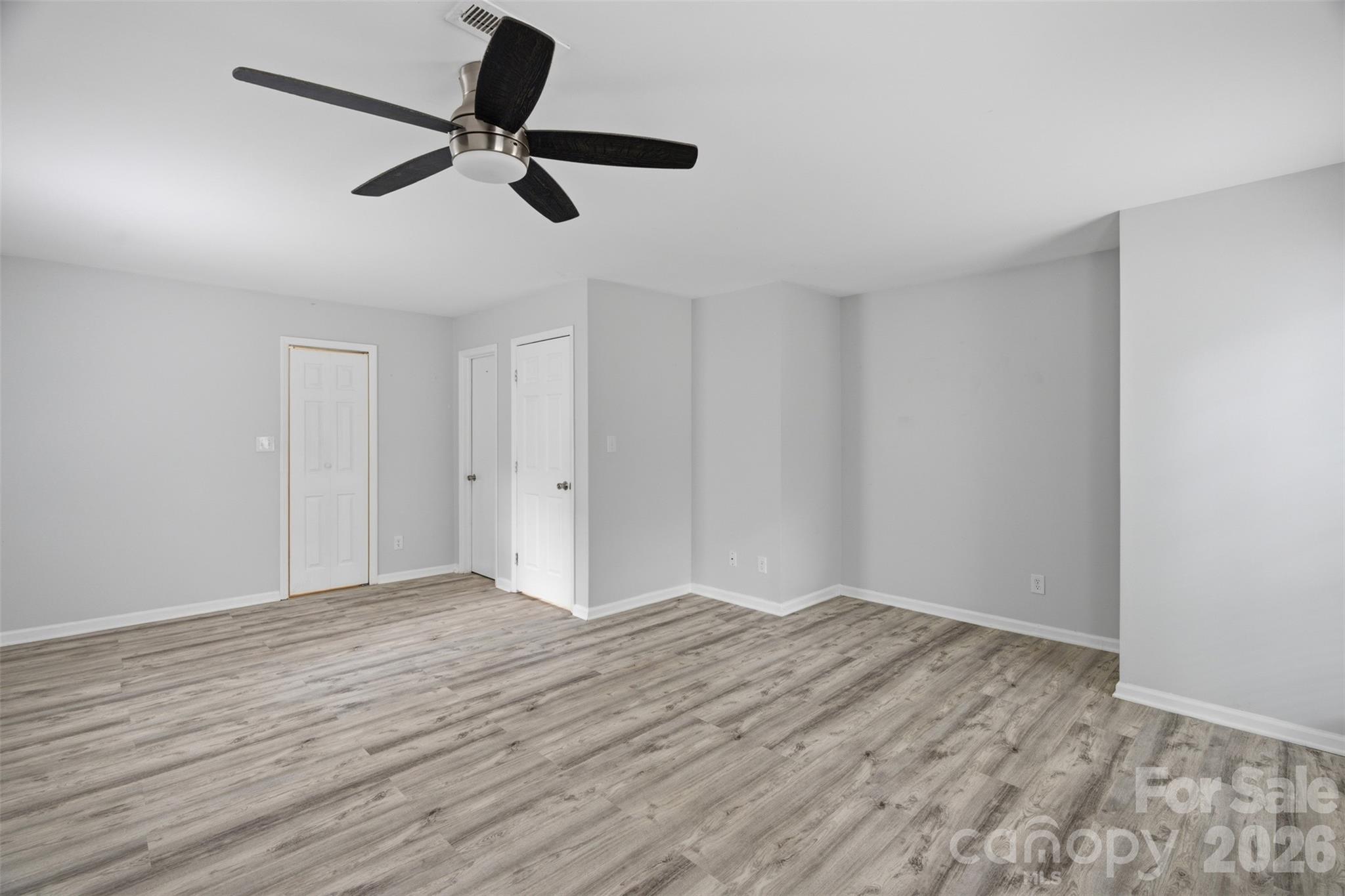 8345 Houndstooth Drive Property Photo 10