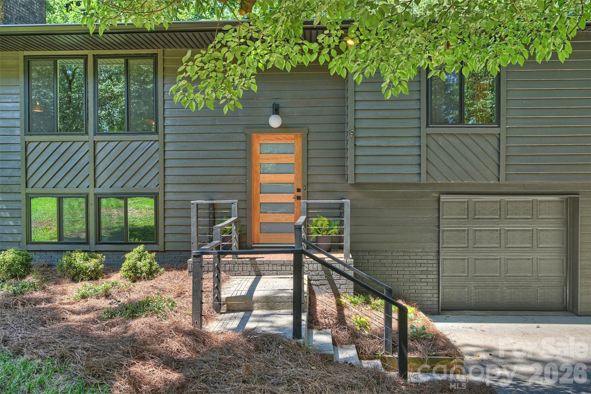 7323 Rollingridge Drive Property Photo 2